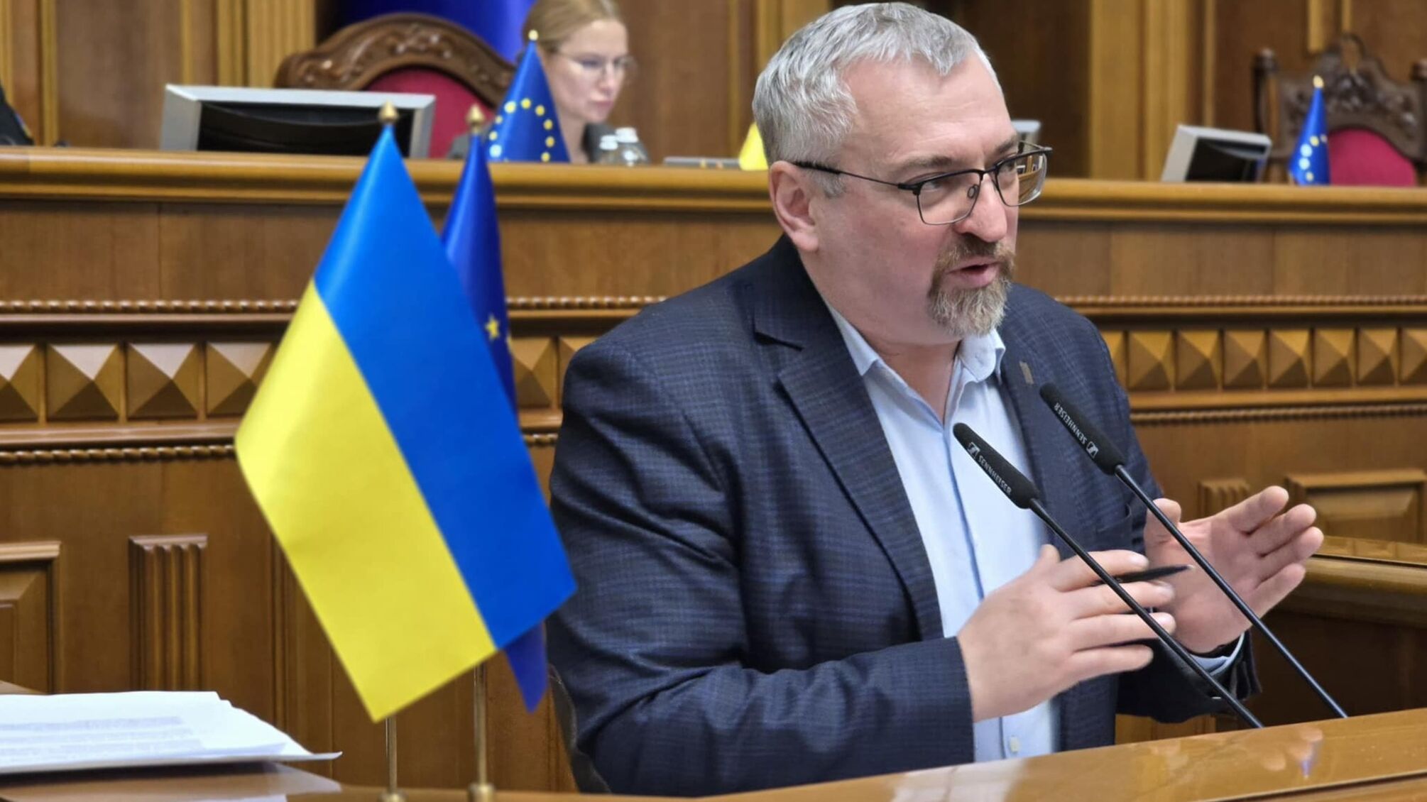 Работников связи задерживают во время работы: новые случаи нарушения ТЦК