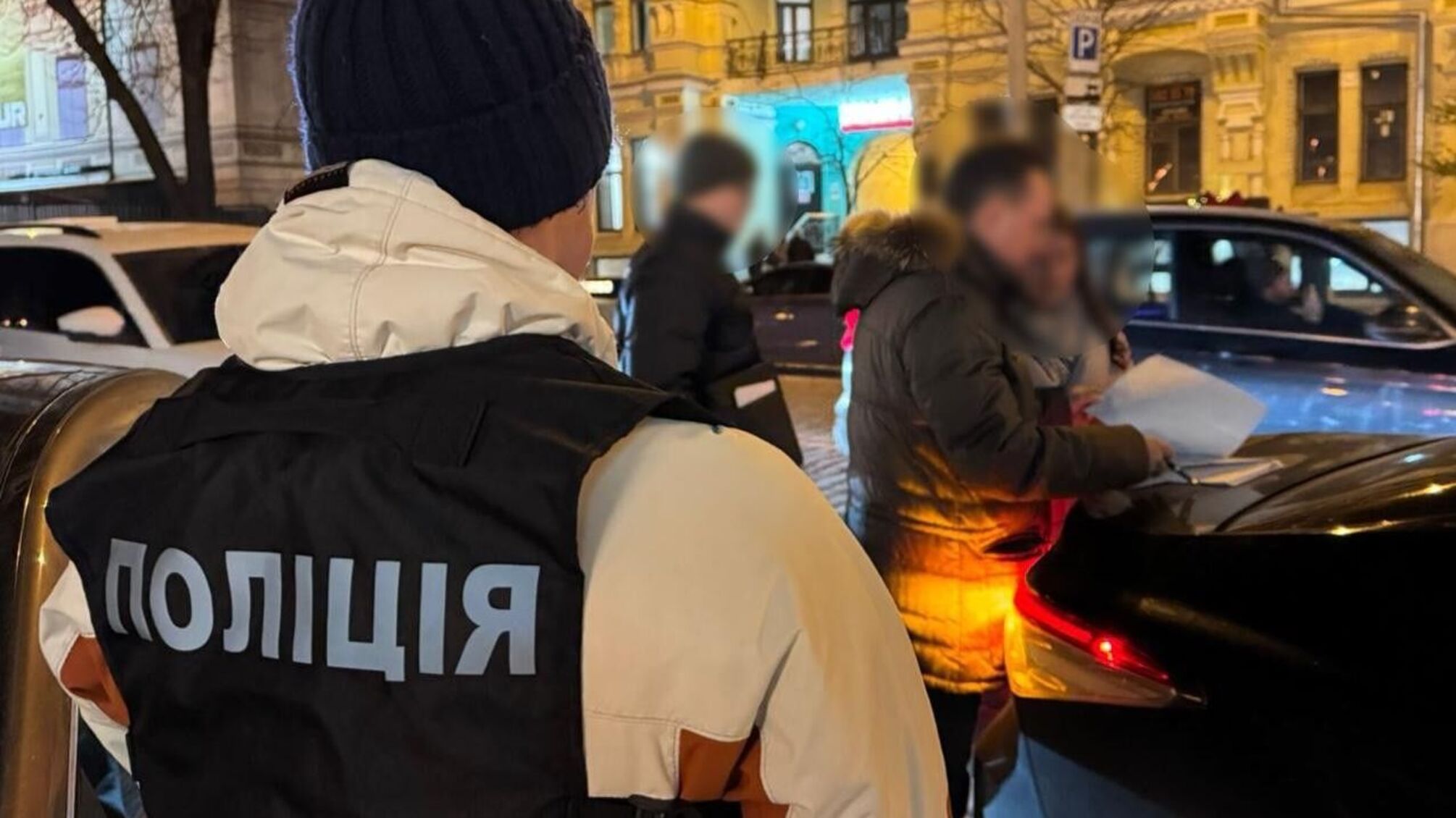 Здание надземного перехода от Центрального вокзала Киева незаконно перешло в частные руки