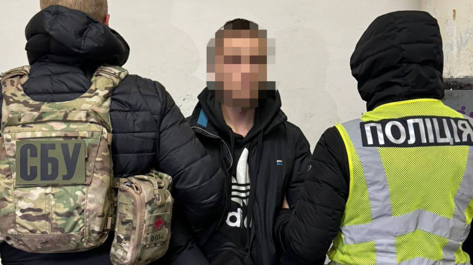 Агентів рф, які нищили майно українців, викрили в столиці та на заході України