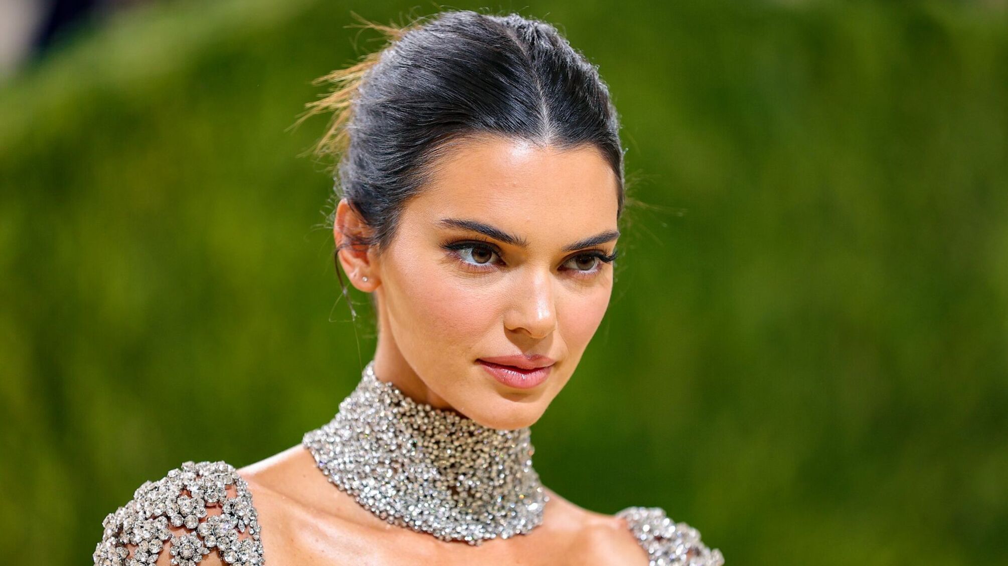 Дім Кендалл Дженнер вражає святковим оформленням