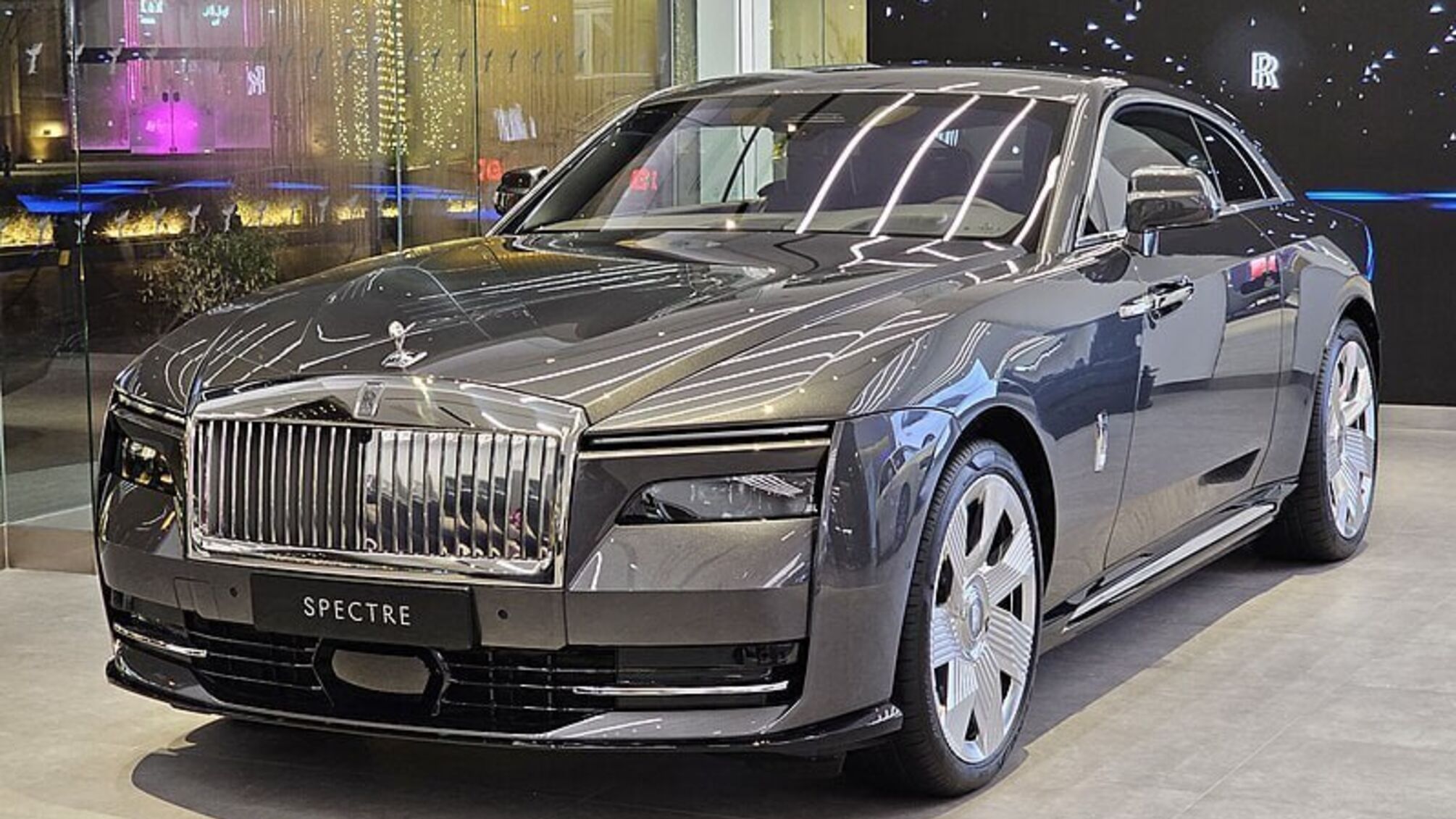 Rolls-Royce Spectre за €600 тысяч