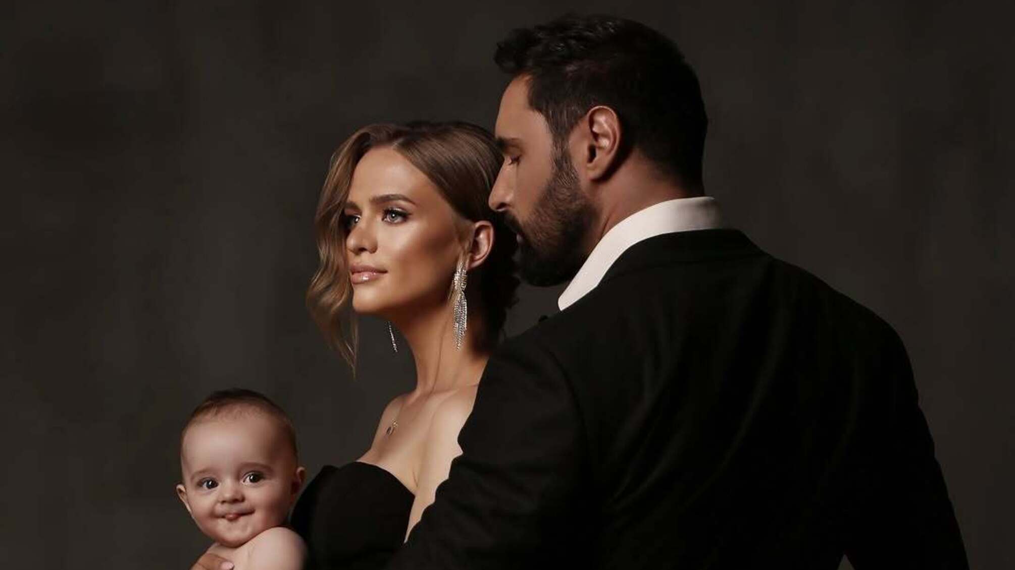 Вагітність і річниця: зворушливий пост дружини Віталія Козловського