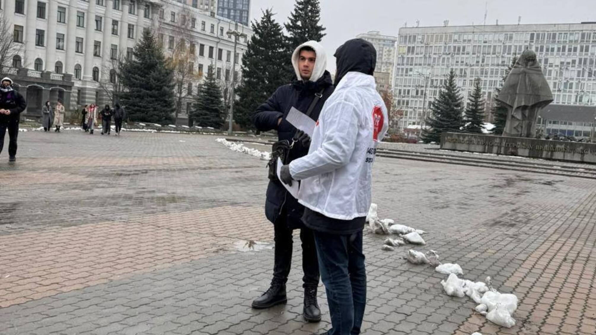 Відібране Януковичем: як Верховний суд продовжує користуватися будівлями військового вишу