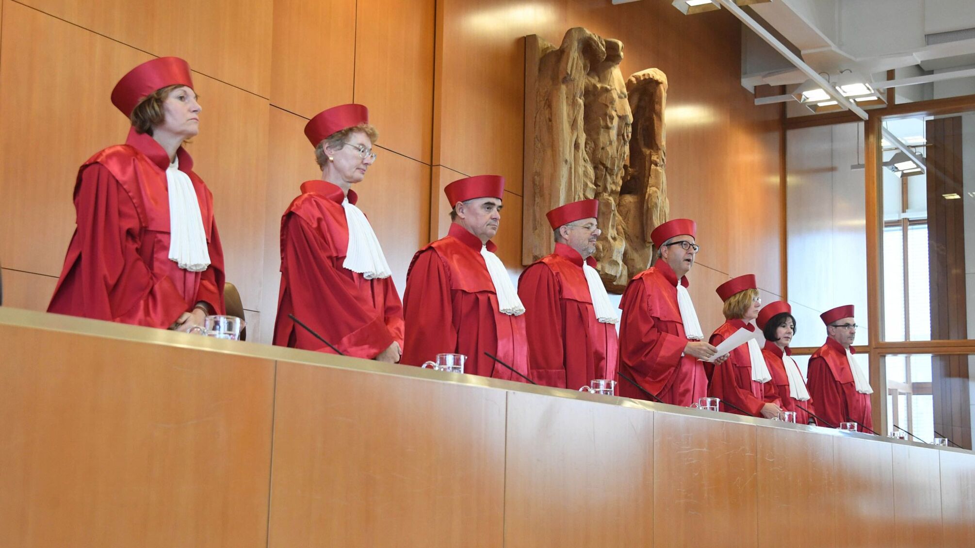 Подростки, убившие украинских спортсменов в Обергаузене, предстали перед судом