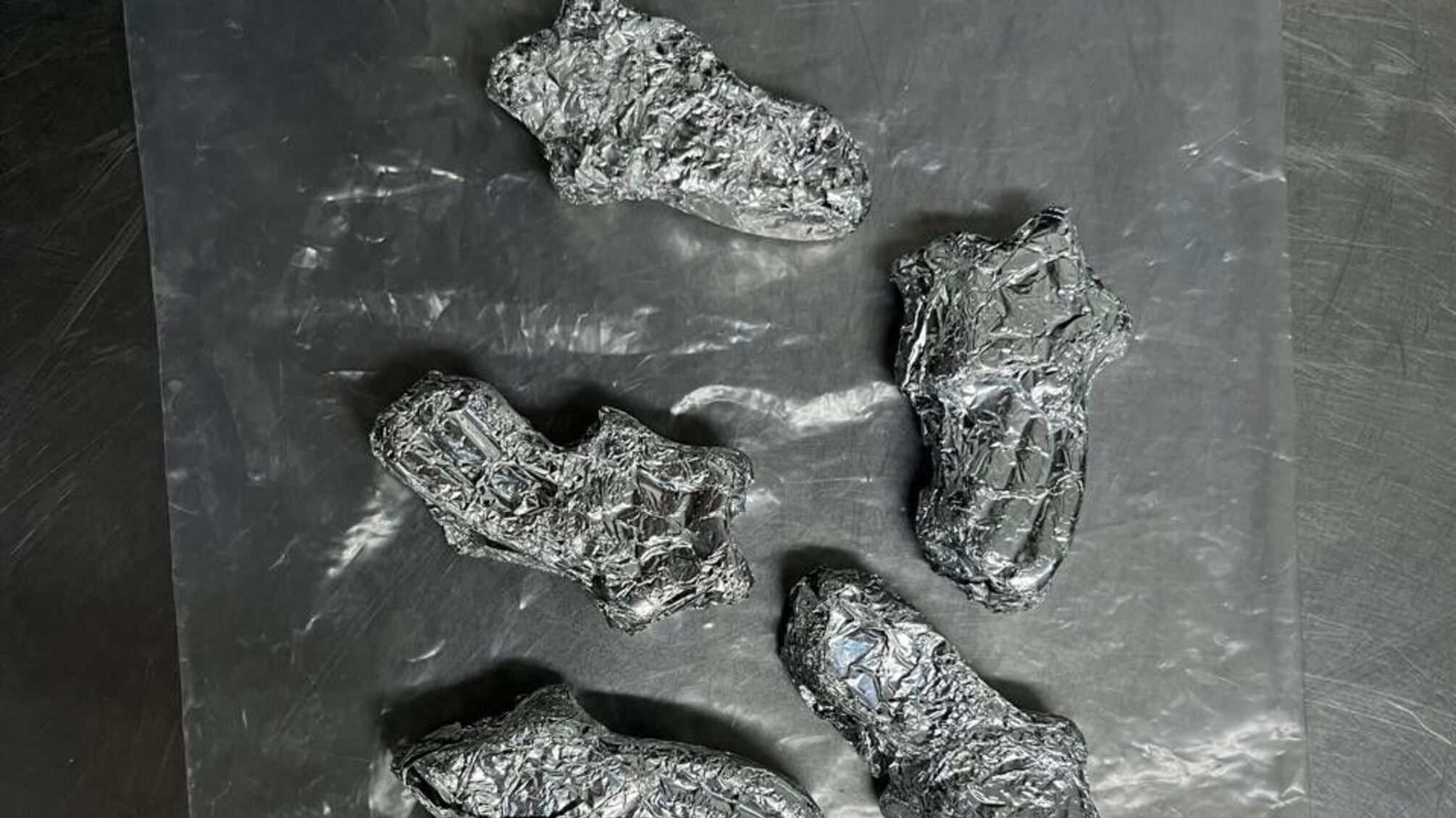 На границе с Польшей пограничники обнаружили шоколад с наркотиками