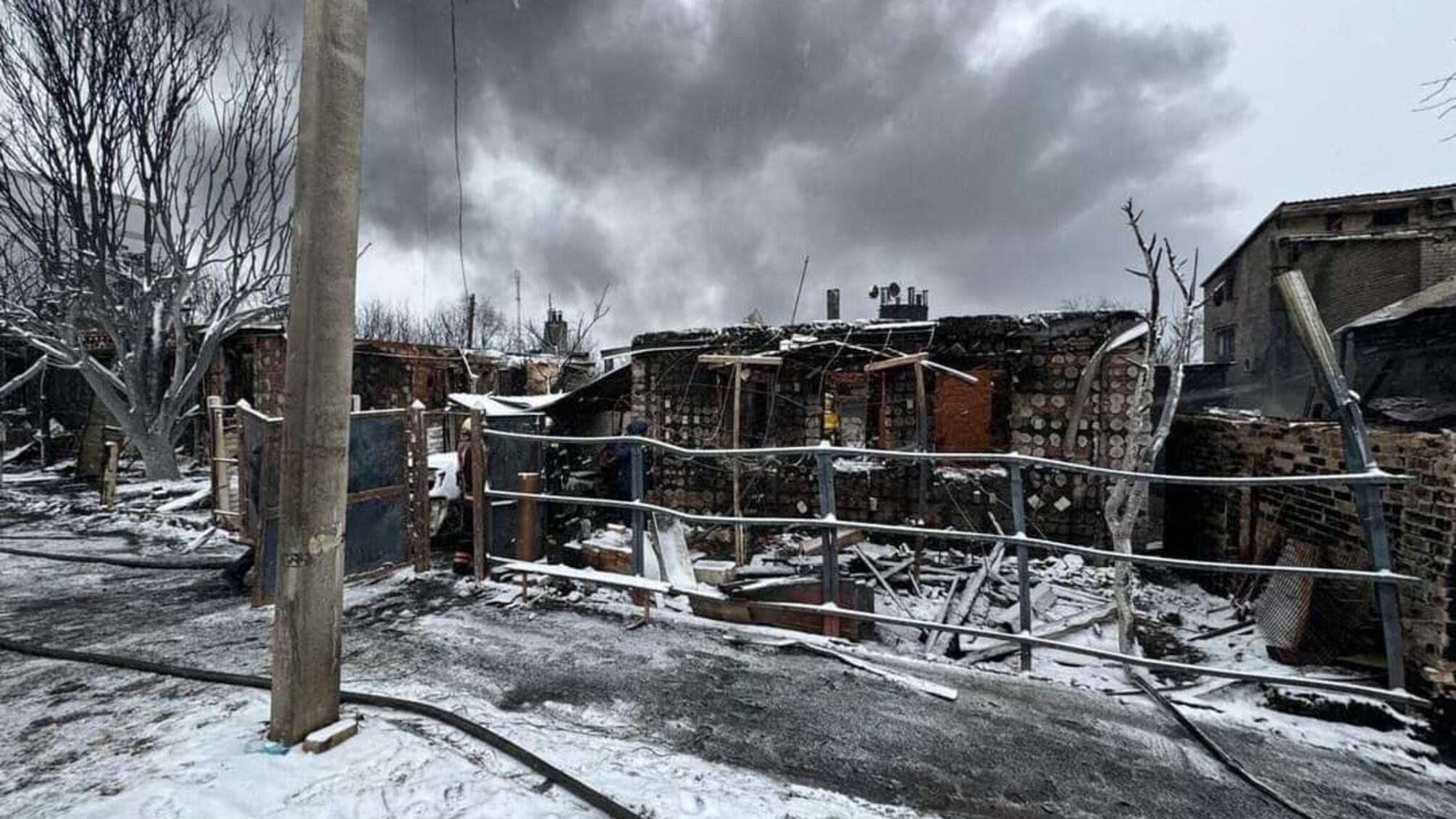 Харьков: в одном из домов сгорела целая семья – супруги и трое детей