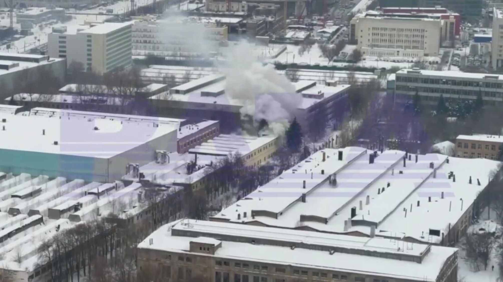 Пожар в Москве сняли на видео