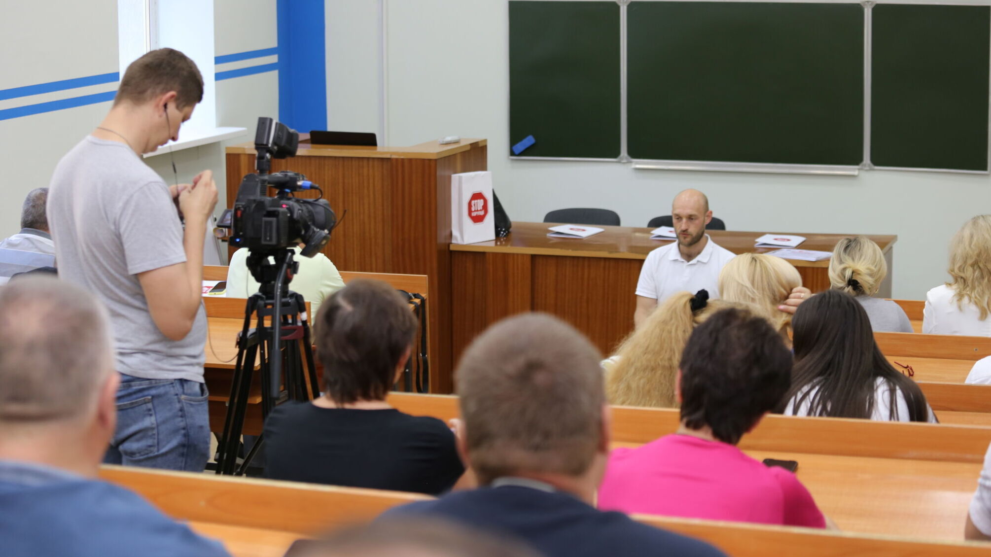 'Стоп корупції' регулярно проводить навчальні тренінги для регіональних осередків