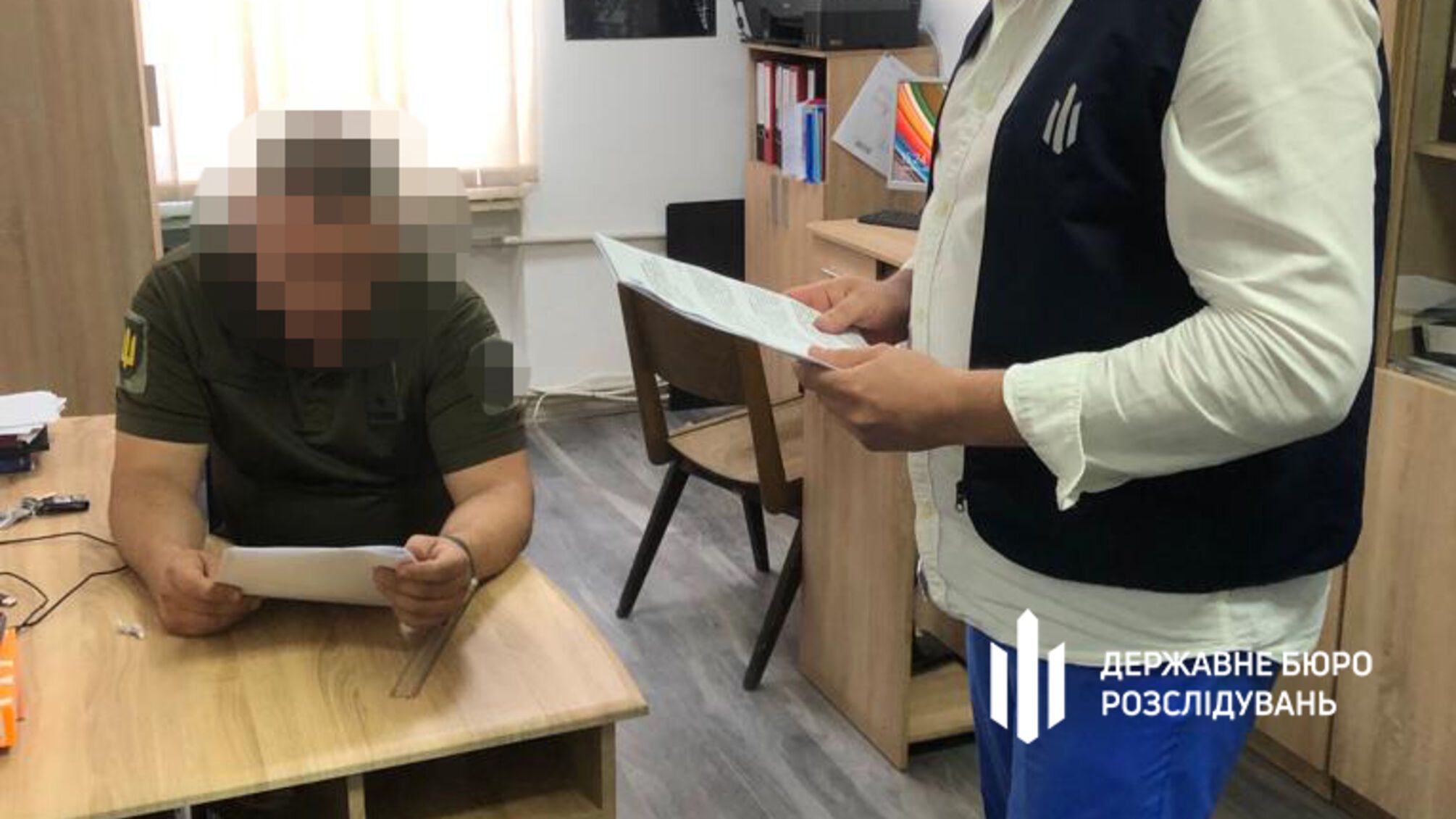 ГБР завершило расследование: экс-военкома обвиняют в злоупотреблении властью и коррупции