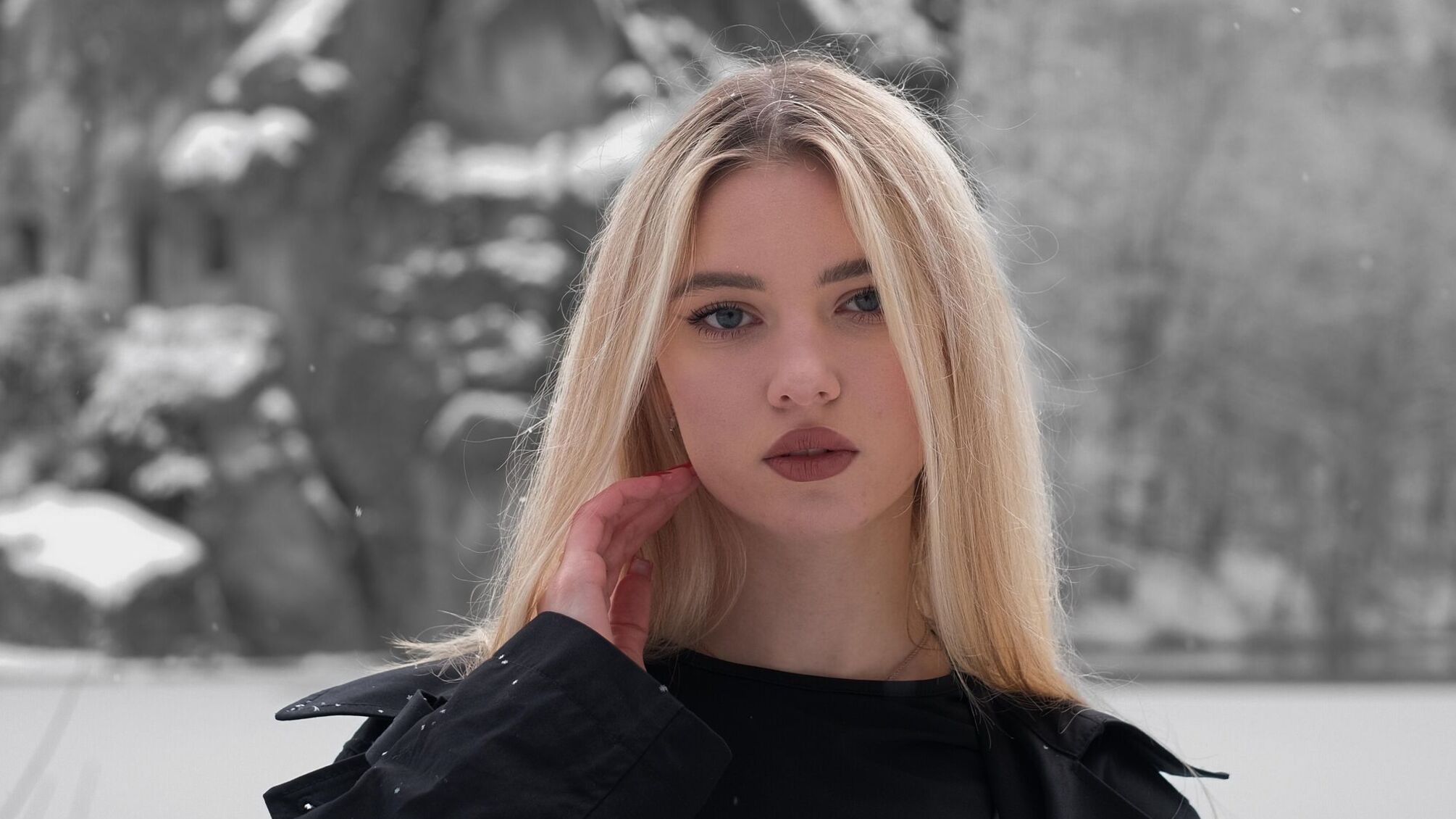 співачка ALMAZ