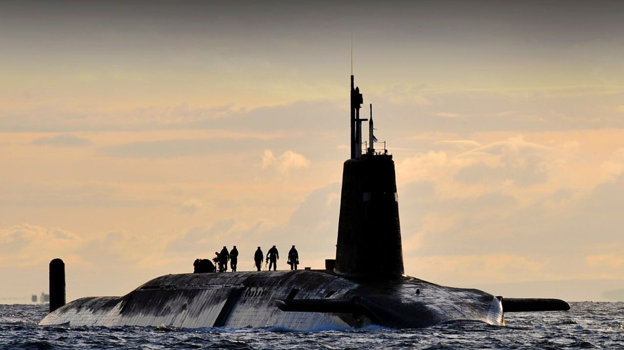 Великобритания планирует испытательный запуск ядерной ракеты с подводной лодки