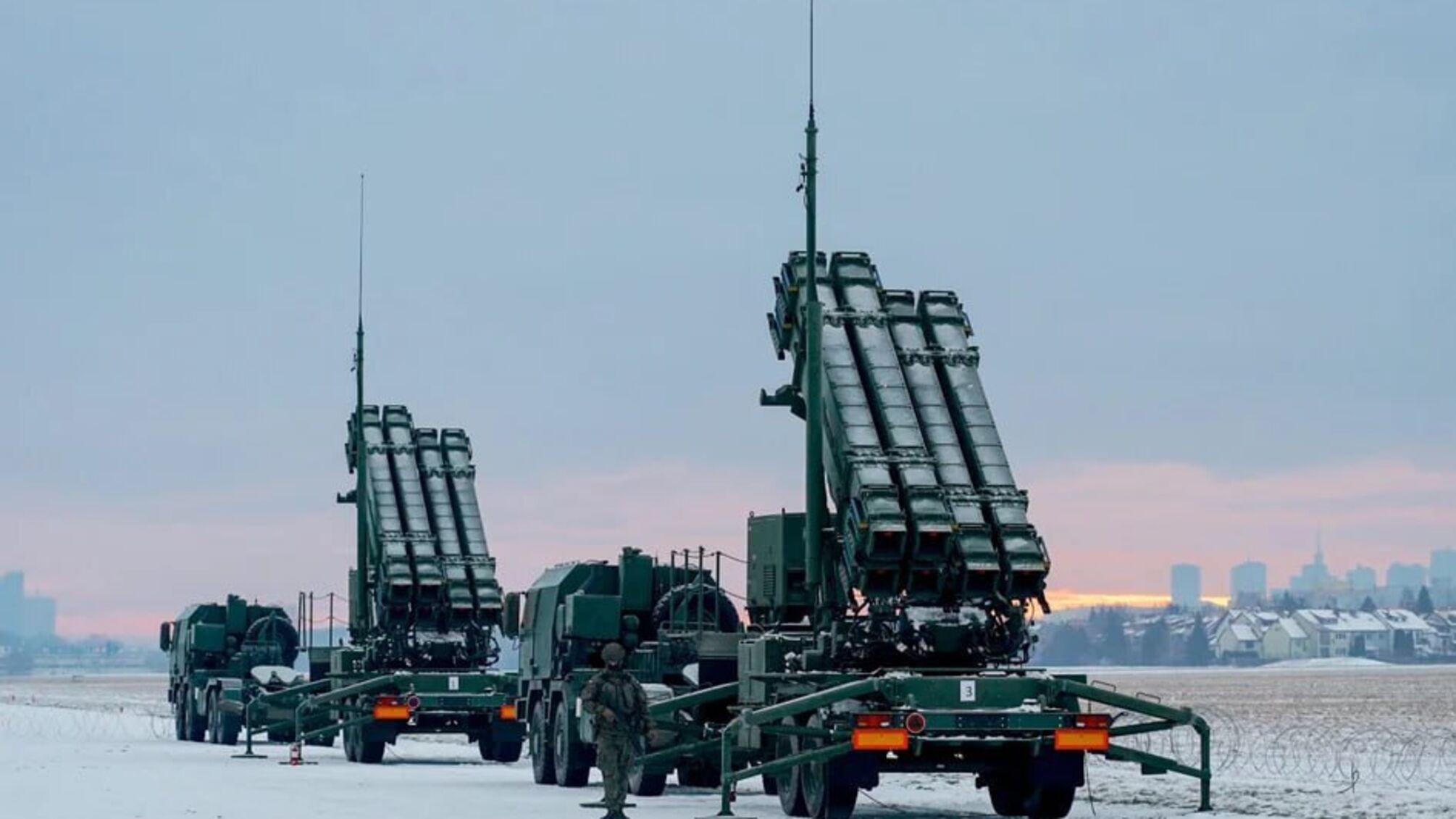 Польша должна в ближайшее время начать переговоры с Украиной и НАТО