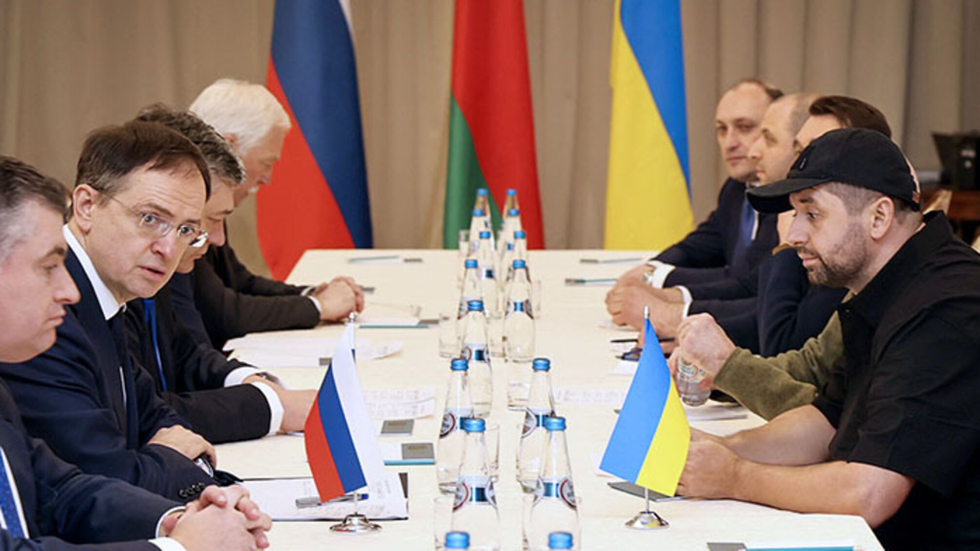 70% украинцев склоняются к переговорам по России, – новое исследование КМИС