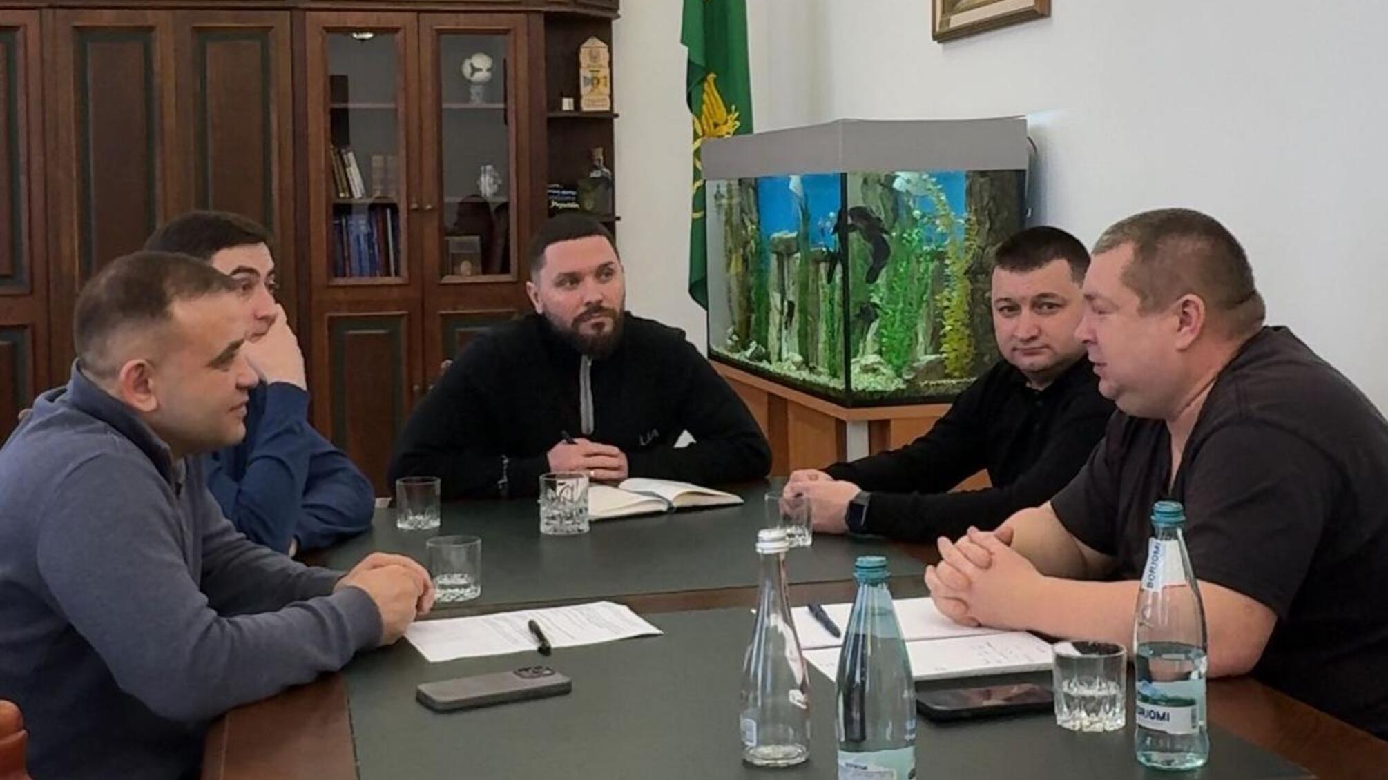 Откровенное общение: во Львове активисты встретились с руководством таможни