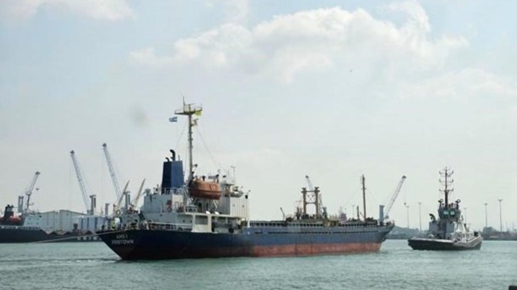Украина запускает экспорт через Дунай: контейнеры будут плыть из Одессы в Европу
