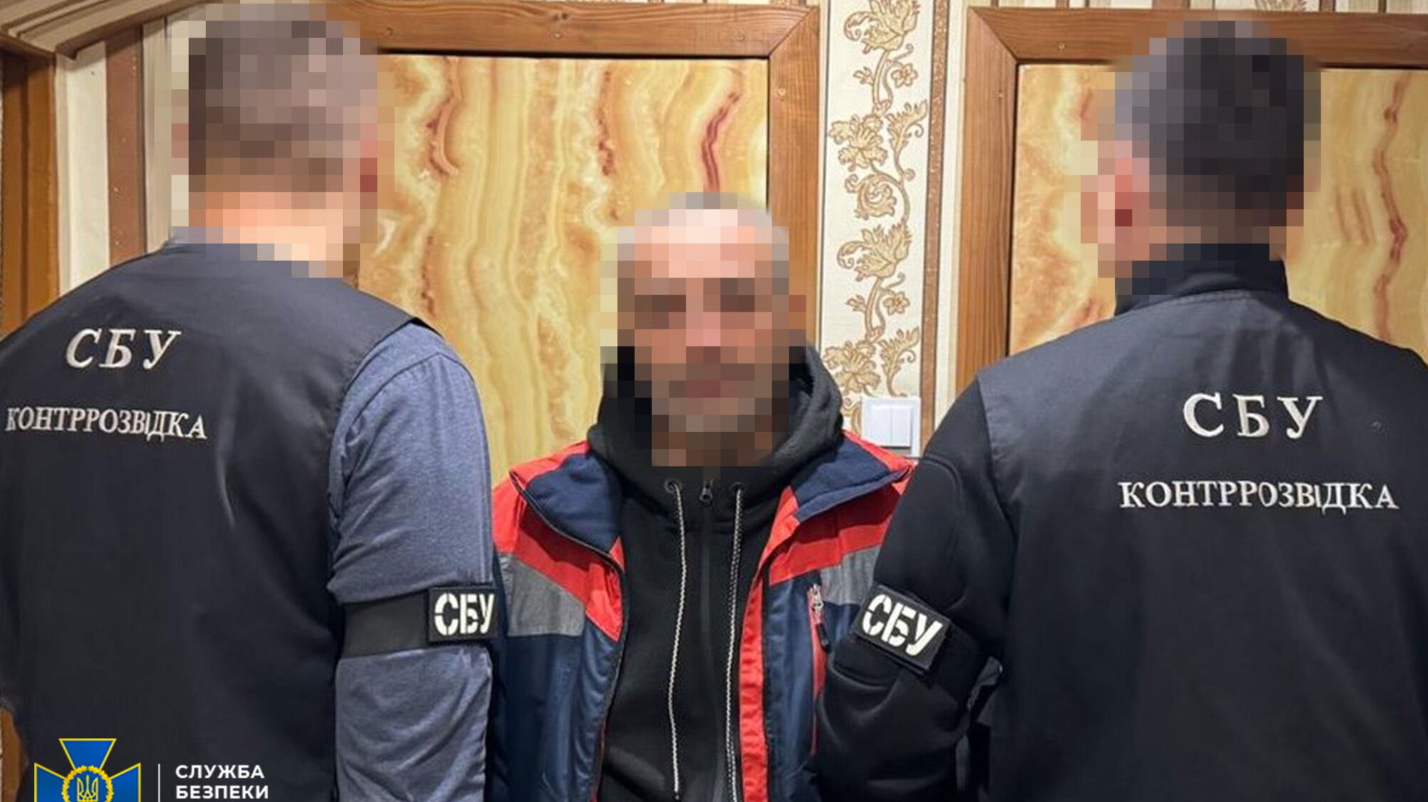 СБУ разоблачила коллаборанта: он кормил окупантов и ремонтировал их технику