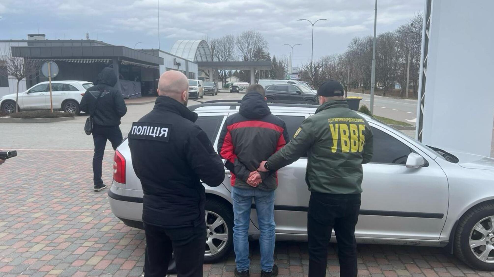 Госпогранслужба разоблачила организаторов незаконной схемы