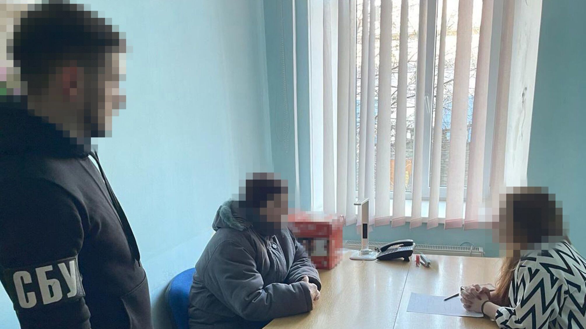 Ховались у київському хостелі: СБУ затримала ще двох колаборанток з Херсонщини