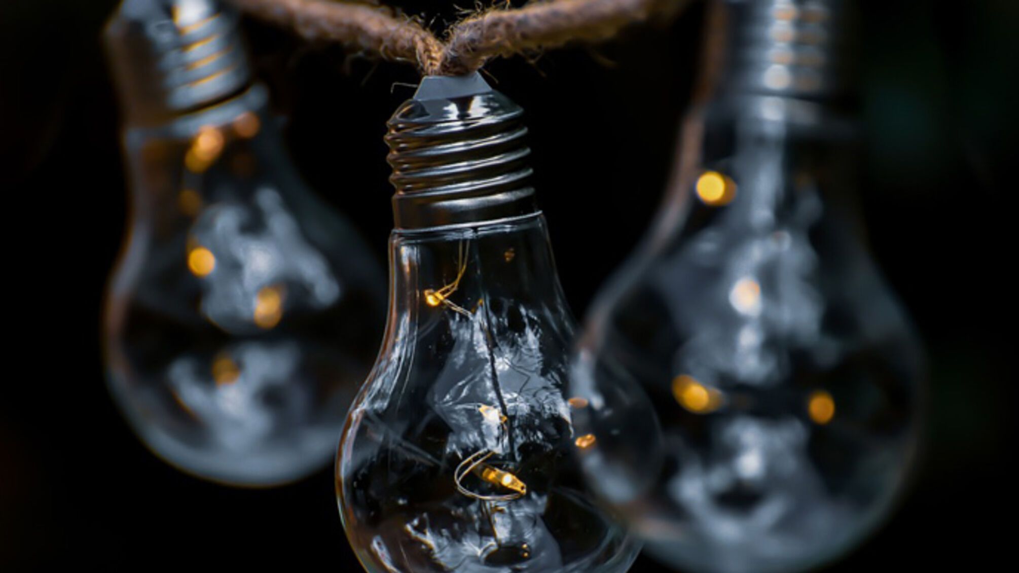 энергетики возобновили электроснабжение в Кривом Роге