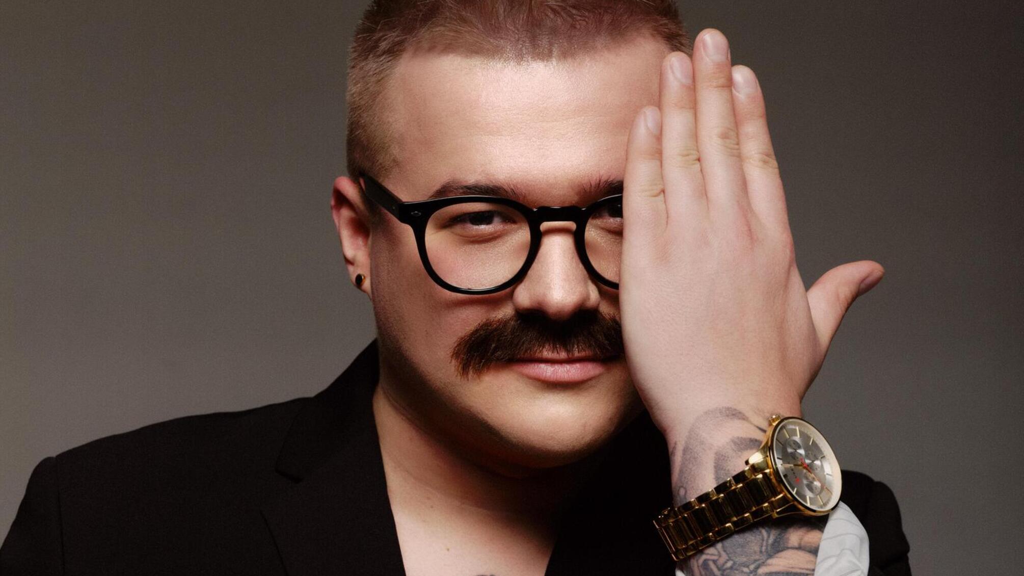 Співак Панас Буйний поділився подробицями нової пісні та планами на 2024 рік (ексклюзив)