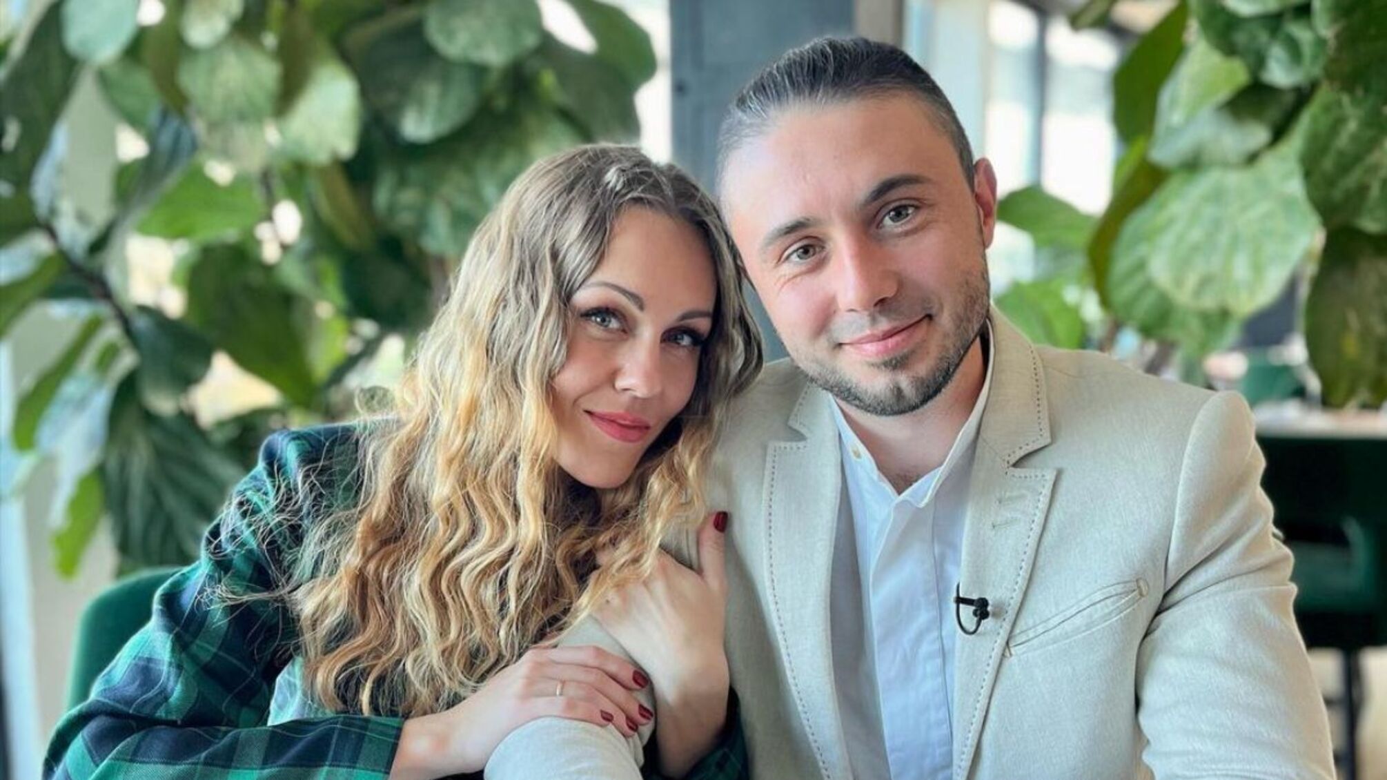 Авторка пісень Pink, Kylie Minogue та Ed Sheeran створила дуетну пісню для Тараса та Олени Тополі