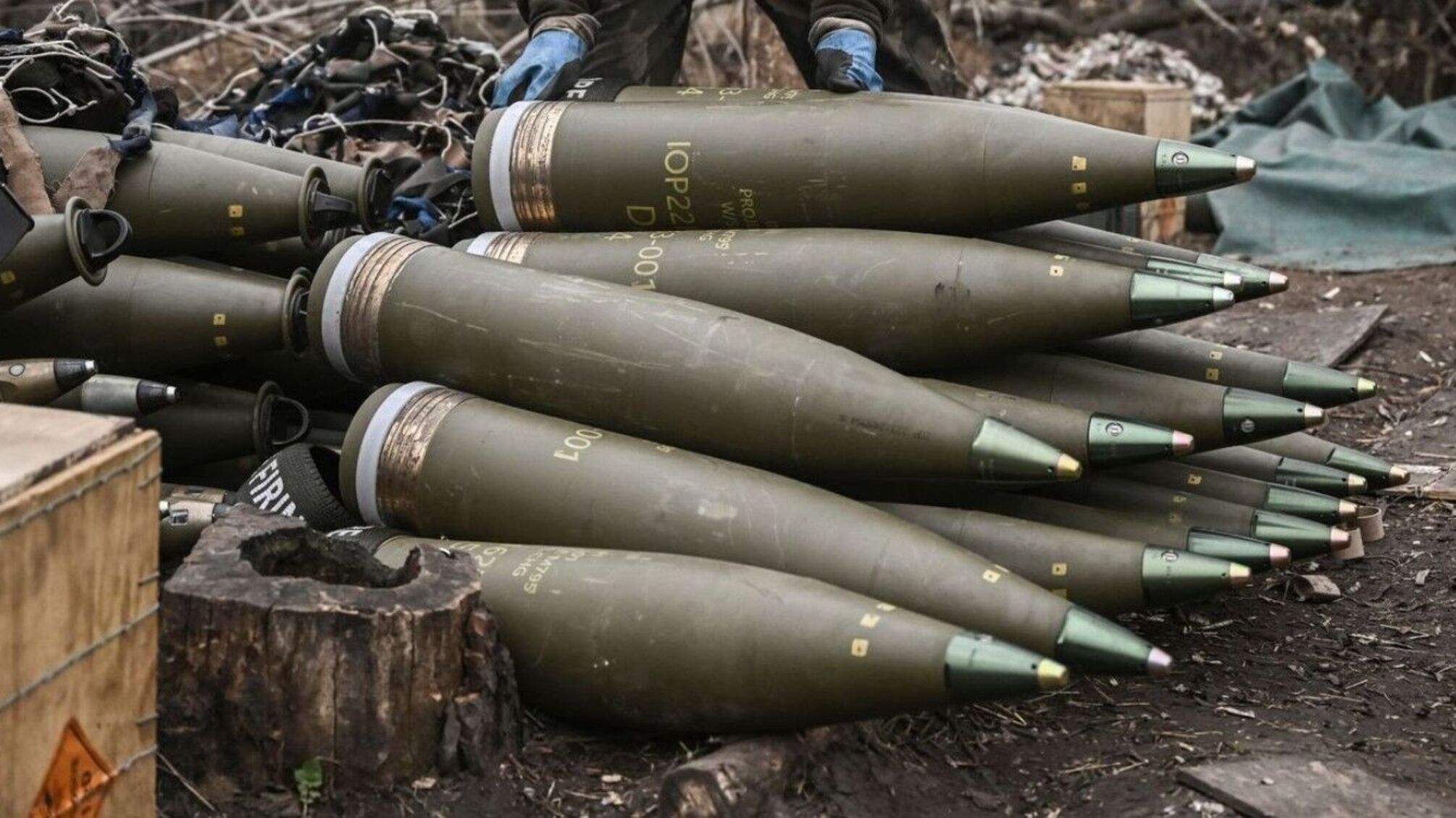 Россия производит для войны в Украине втрое больше артиллерийских снарядов, чем США и Европа, – CNN