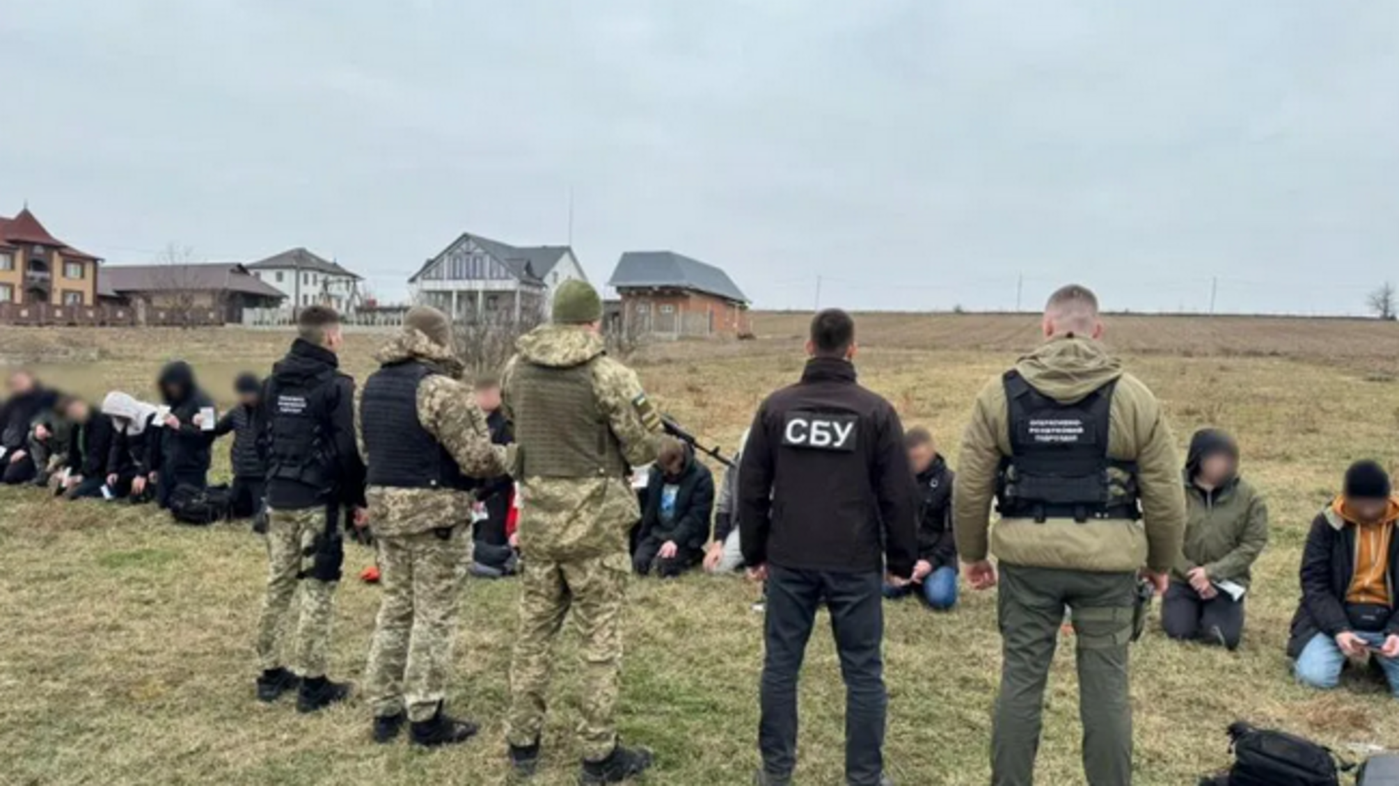 Мужской рейс стоимостью 340 000 евро: пограничники остановили уклонистов на границе с Румынией