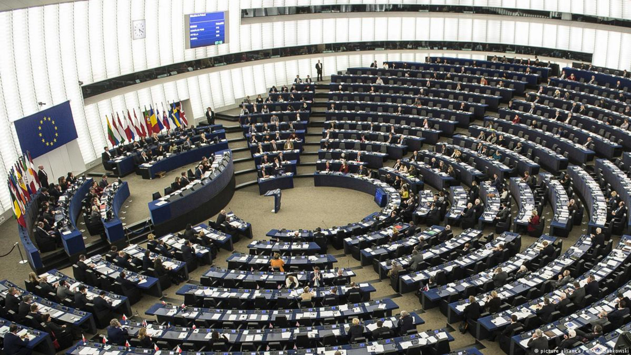 Кримінальна відповідальність за обхід санкцій ЄС: Європарламент підтримав пропозицію