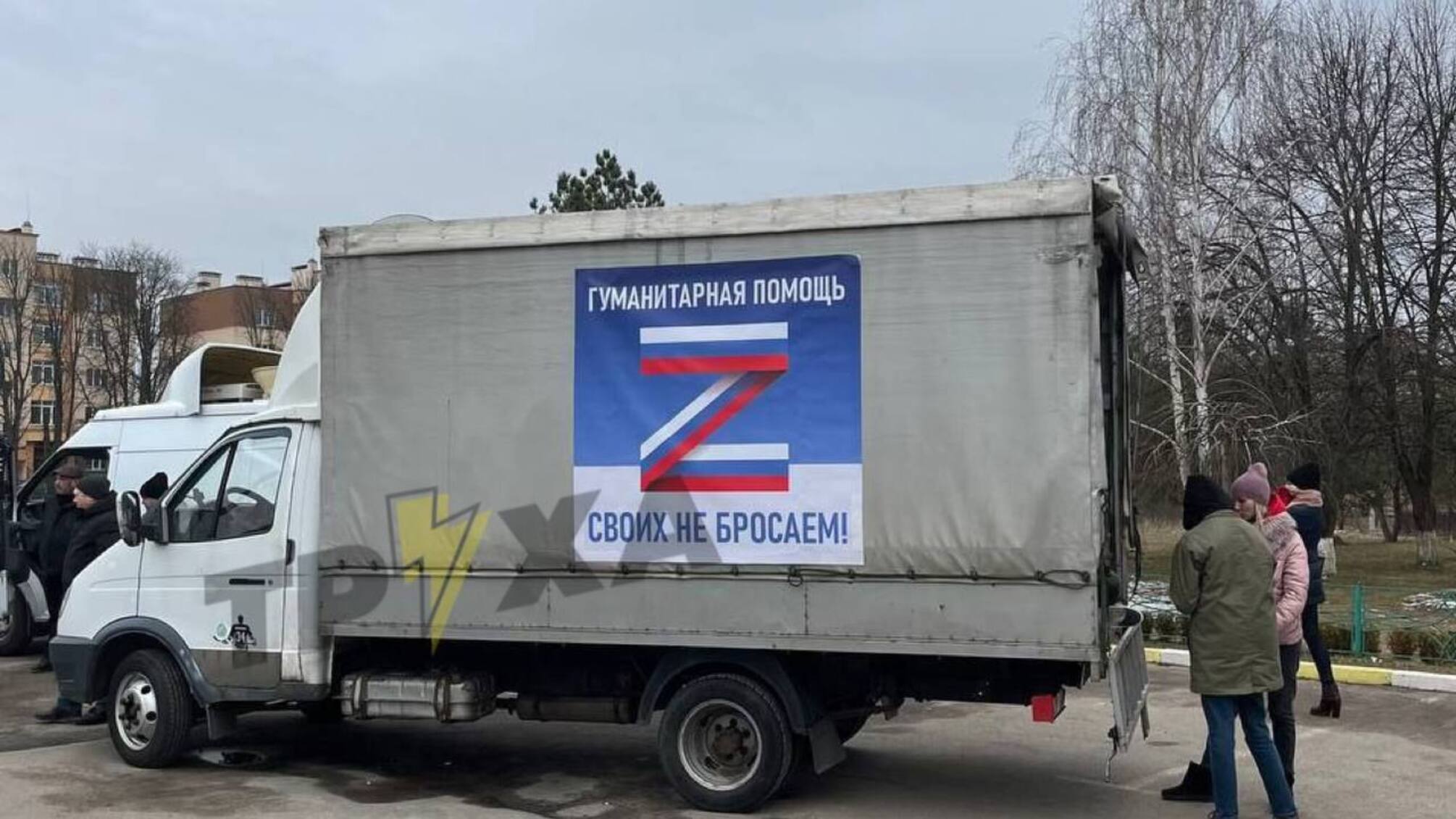 Под Киевом заметили грузовики с 'Z'-символикой: что известно