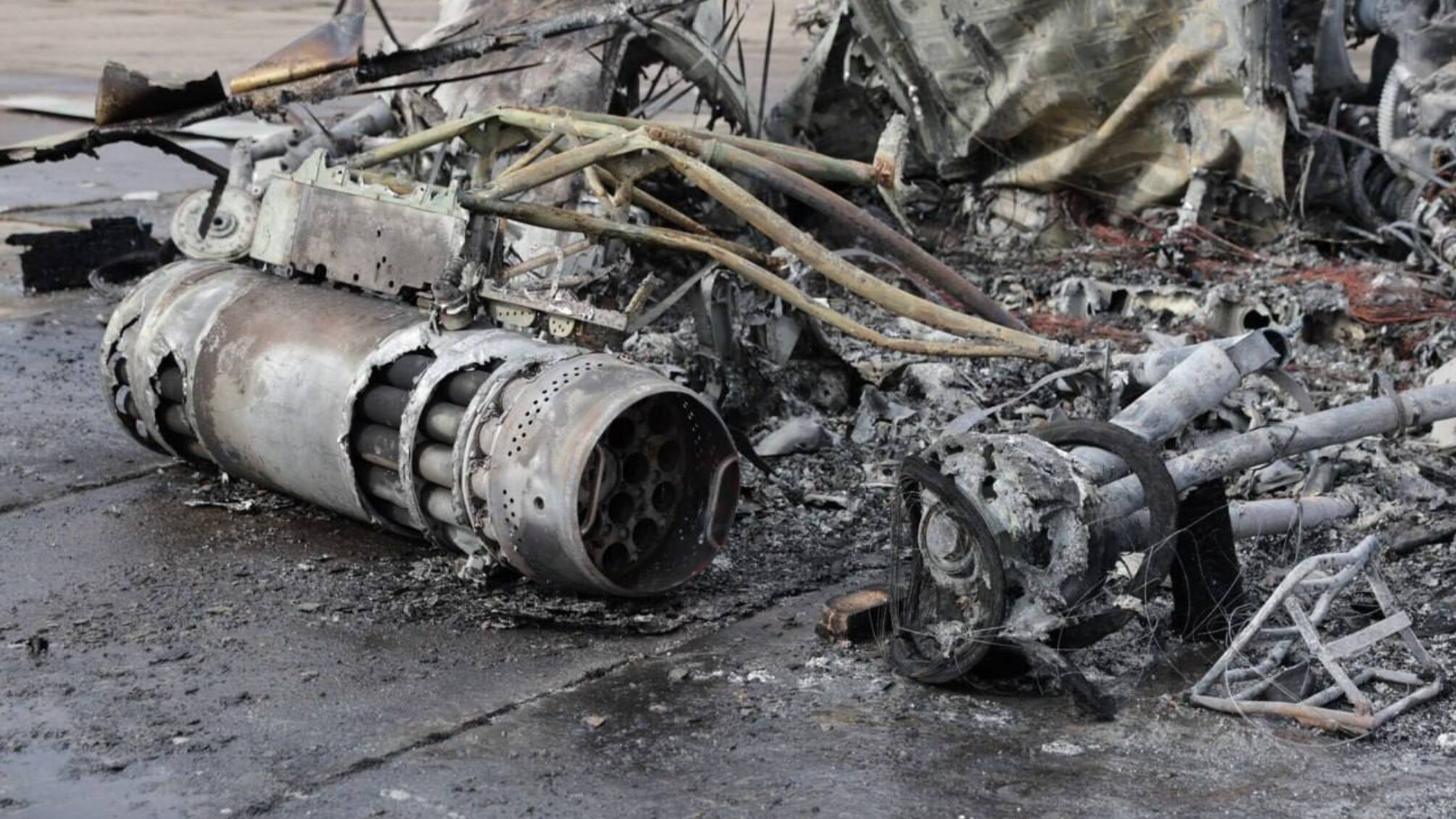 В Приднестровье дронами была атакована военная часть: вспыхнул пожар (фото, видео)