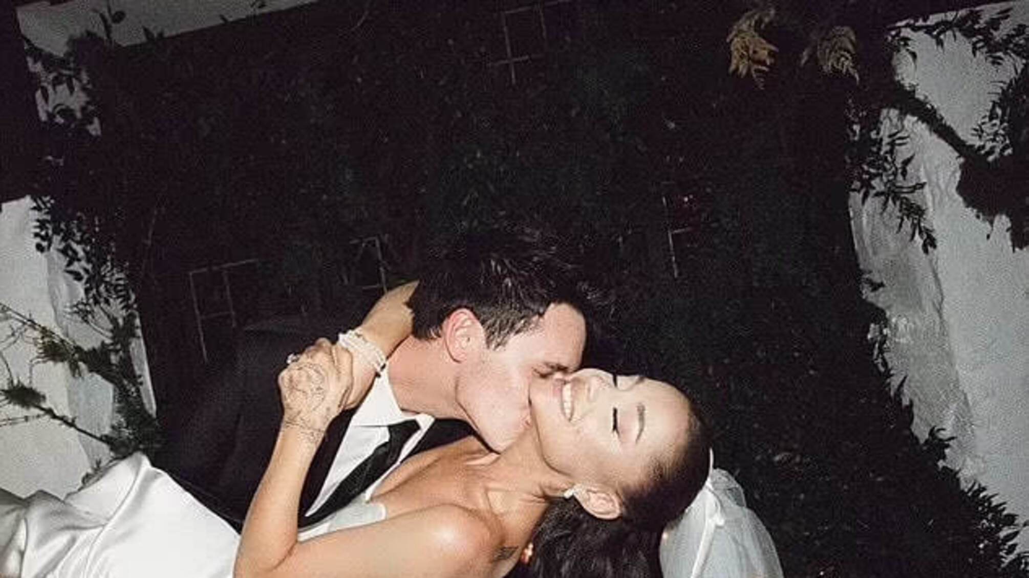 Аріана Гранде та Далтон Гомес весілля