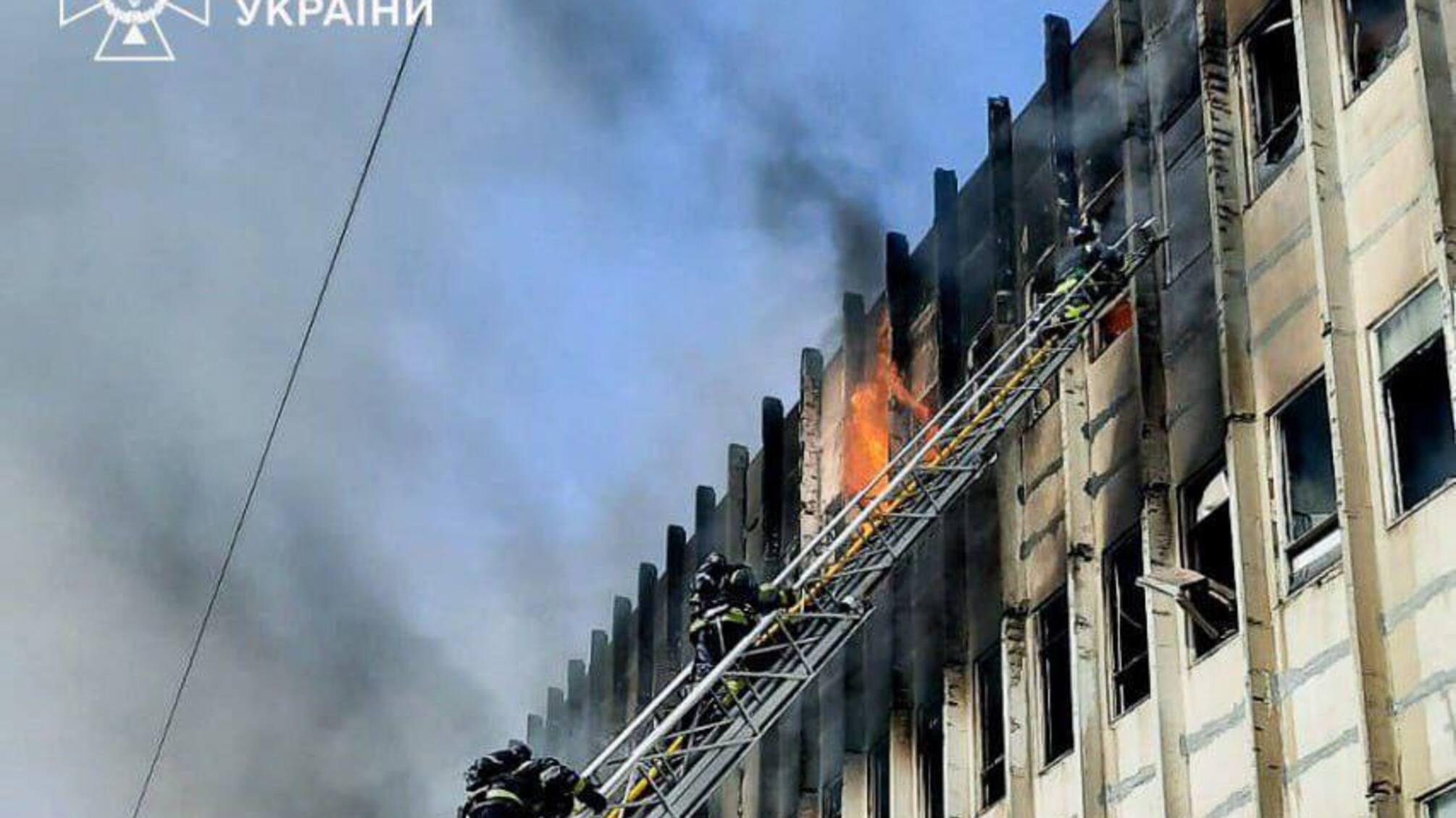 Россияне ударили по одному из районов Харькова