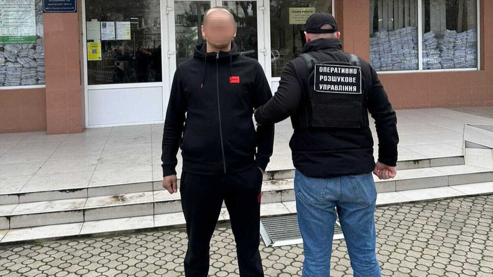 На Закарпатті затримано переправника