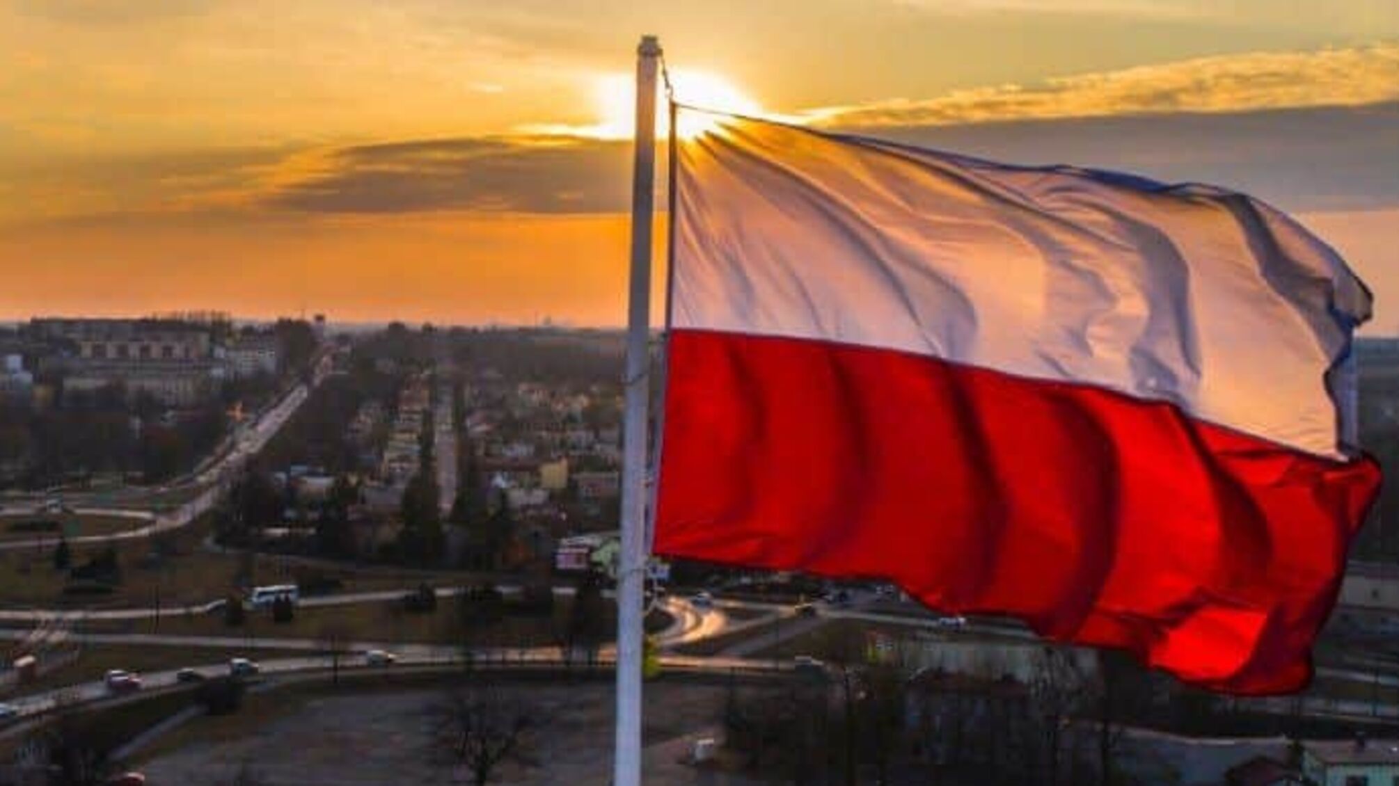 Польша готовит 'очередные шаги' в ответ на нарушение ее воздушного пространства