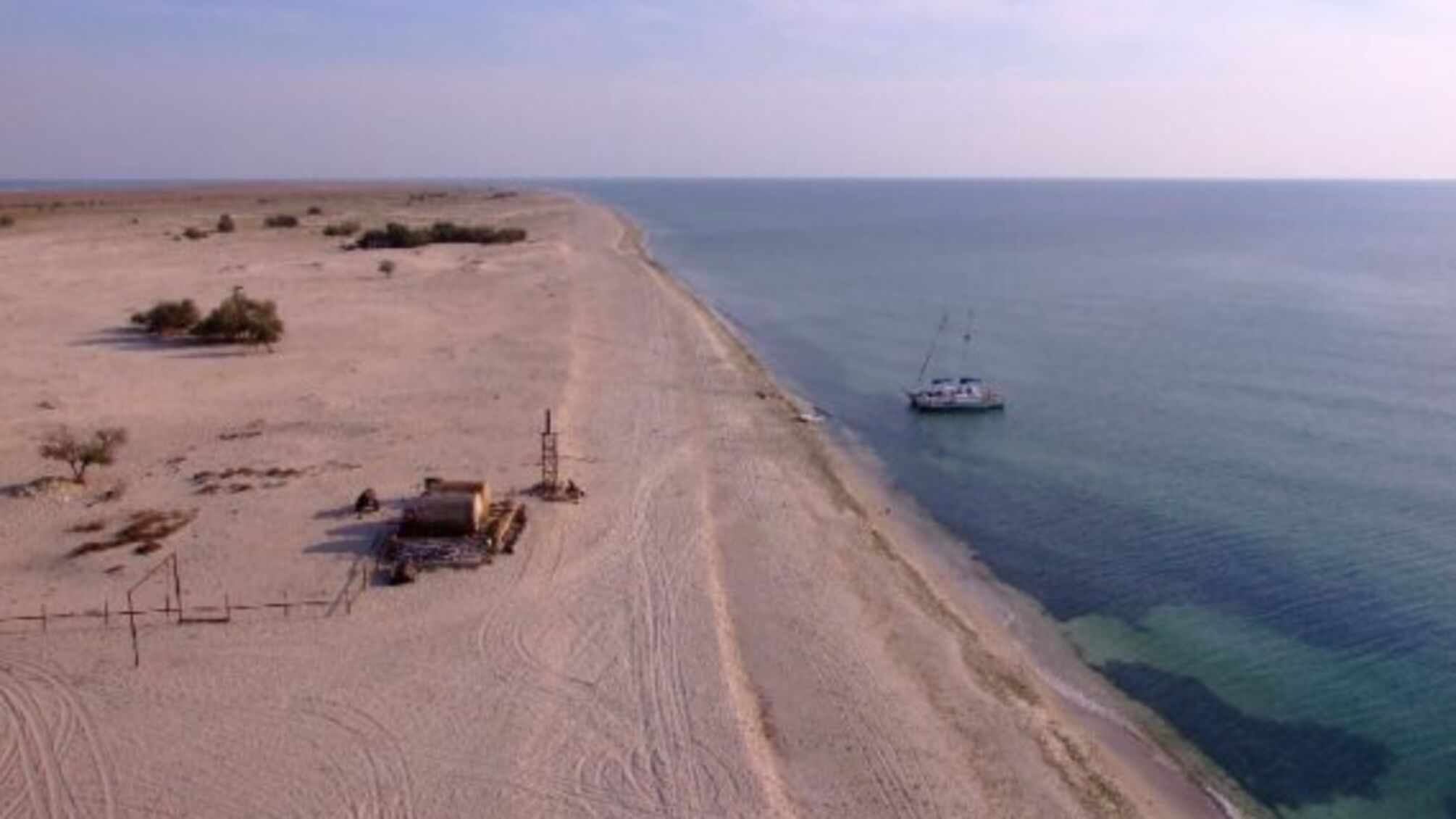 На Тендровской Косе накрыт ангар с боевыми квадрокоптерами.