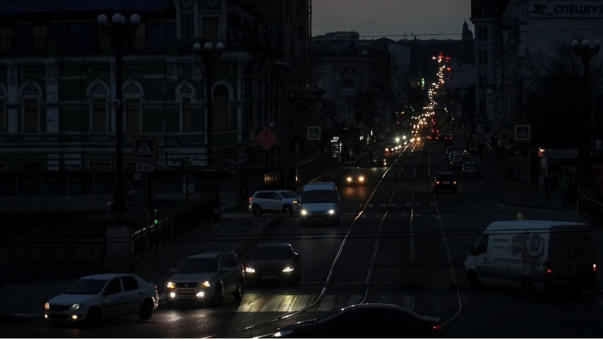 Російські безпілотники пошкодили електростанції на заході та в центрі України