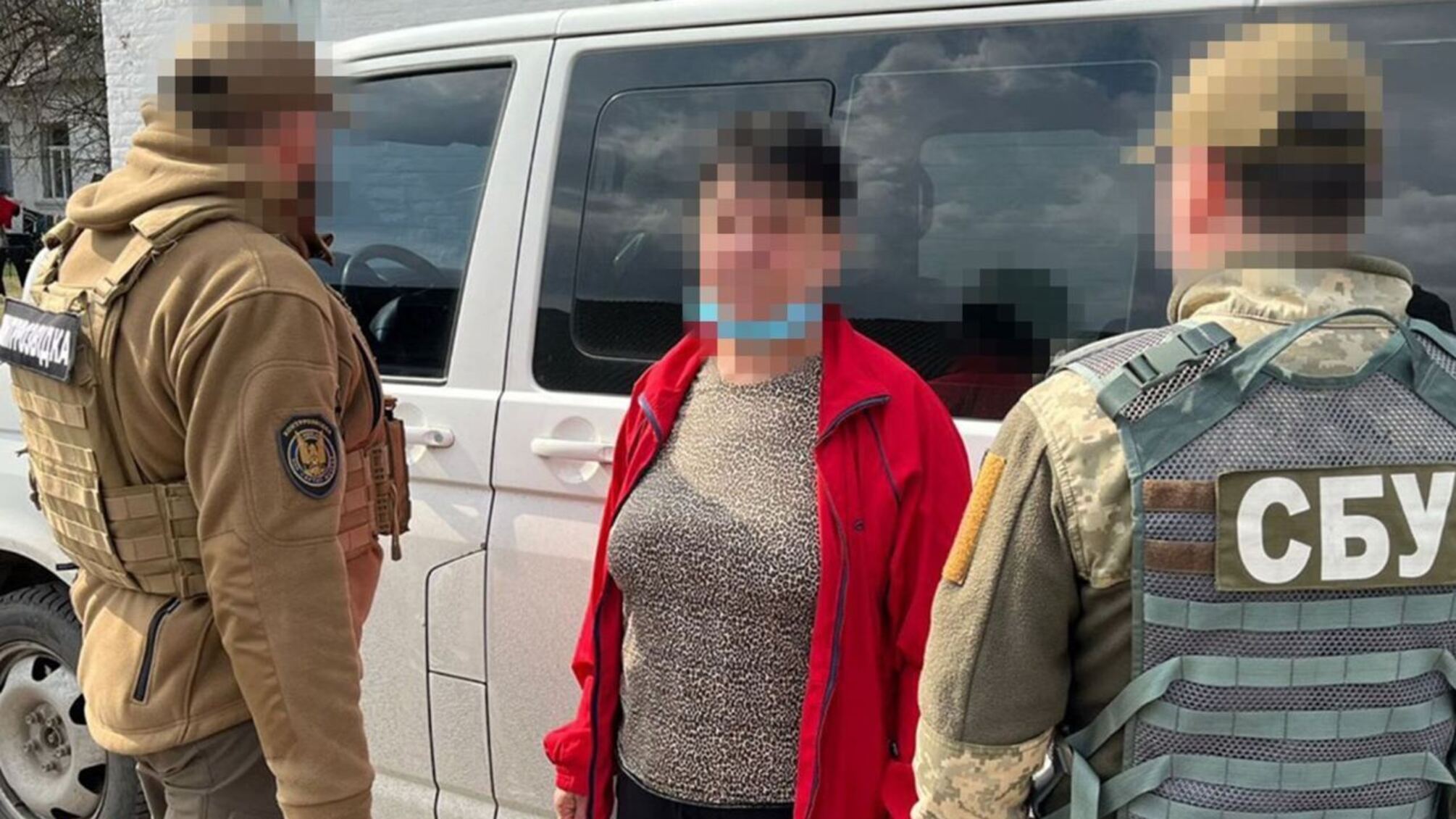 СБУ задержала агентку ФСБ, которая готовила атаки по местам базирования ВСУ в Сумской области