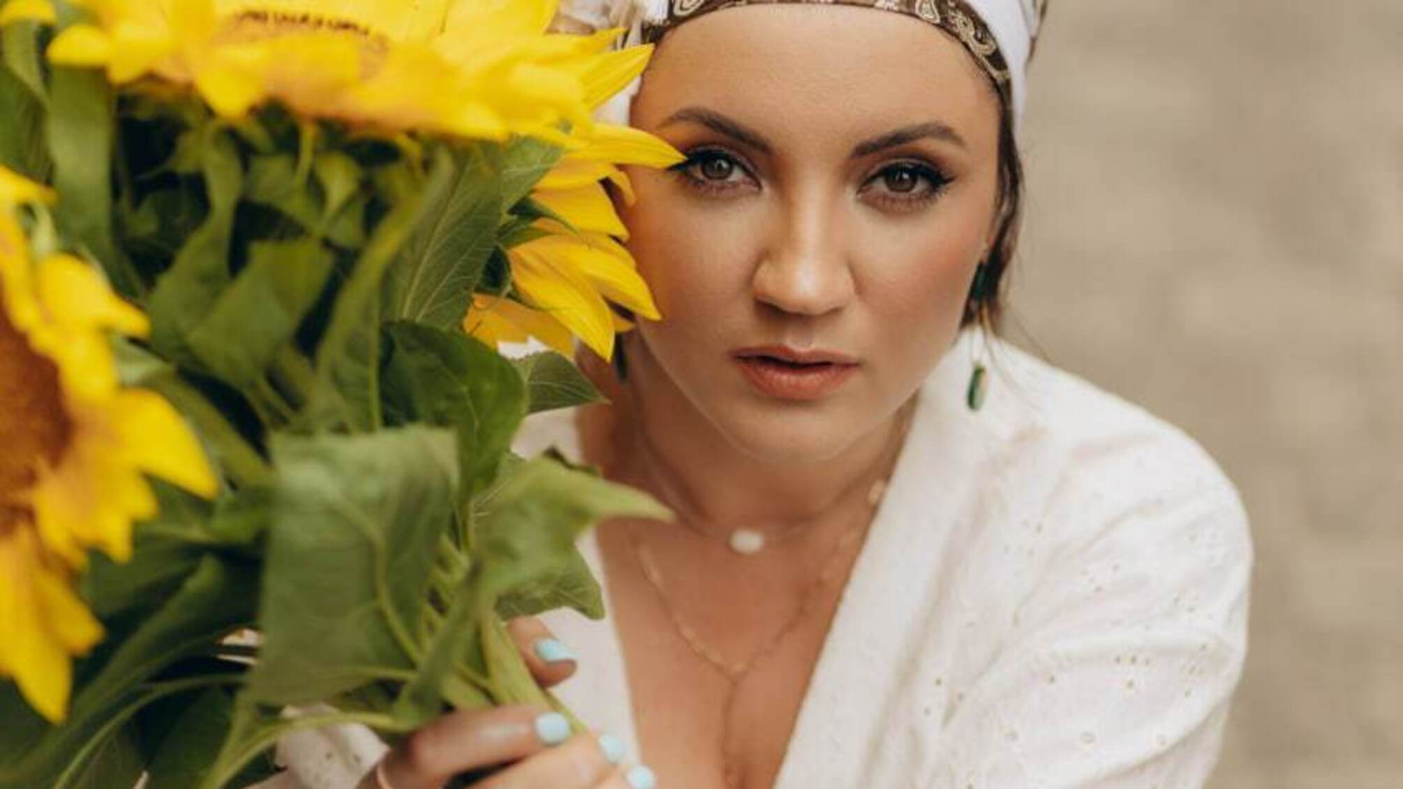 Певица Оля Цыбульская