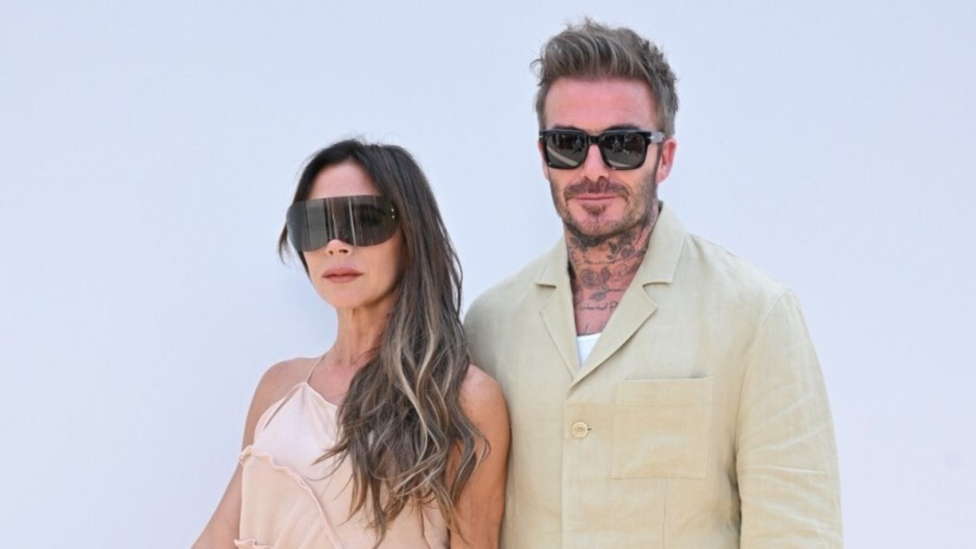 Супруги Бекхэмов