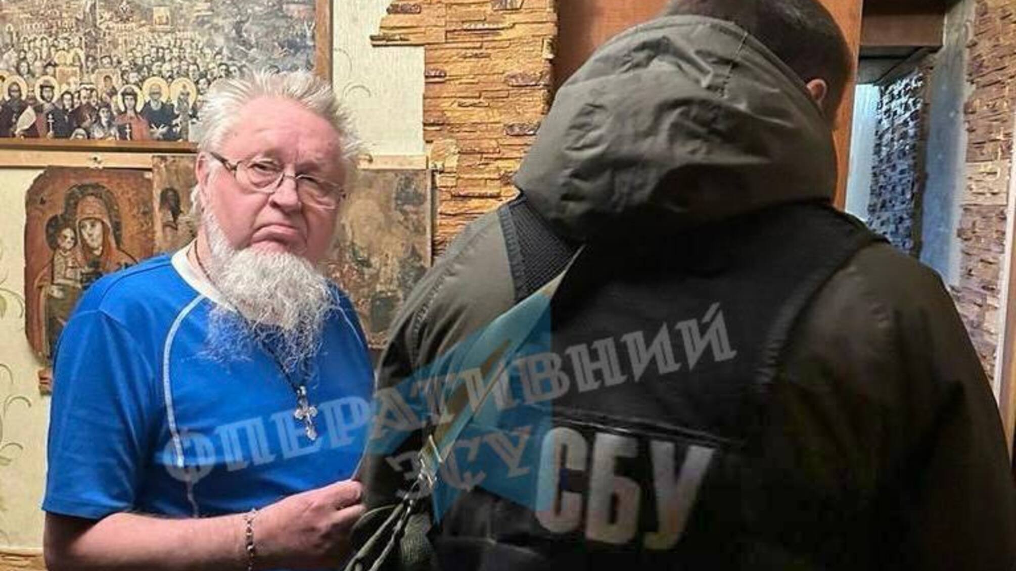 СБУ обшукала служителя церкви за підозрою у виправданні російської агресії