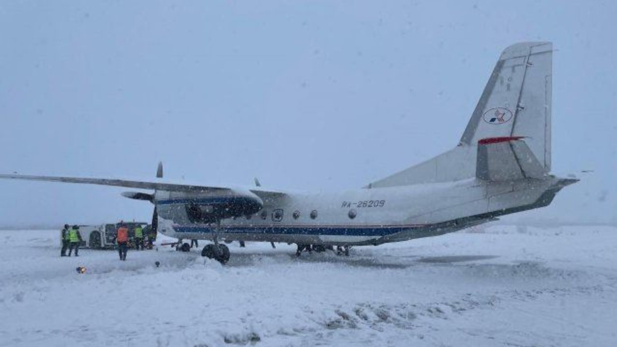 Літак Ан-26 зійшов зі смуги в аеропорту Єлізово на Камчатці