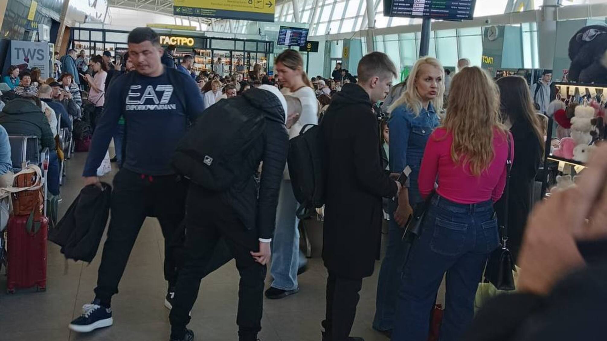 Ворожий безпілотник атакував об'єкт у Казані, аеропорт закрили