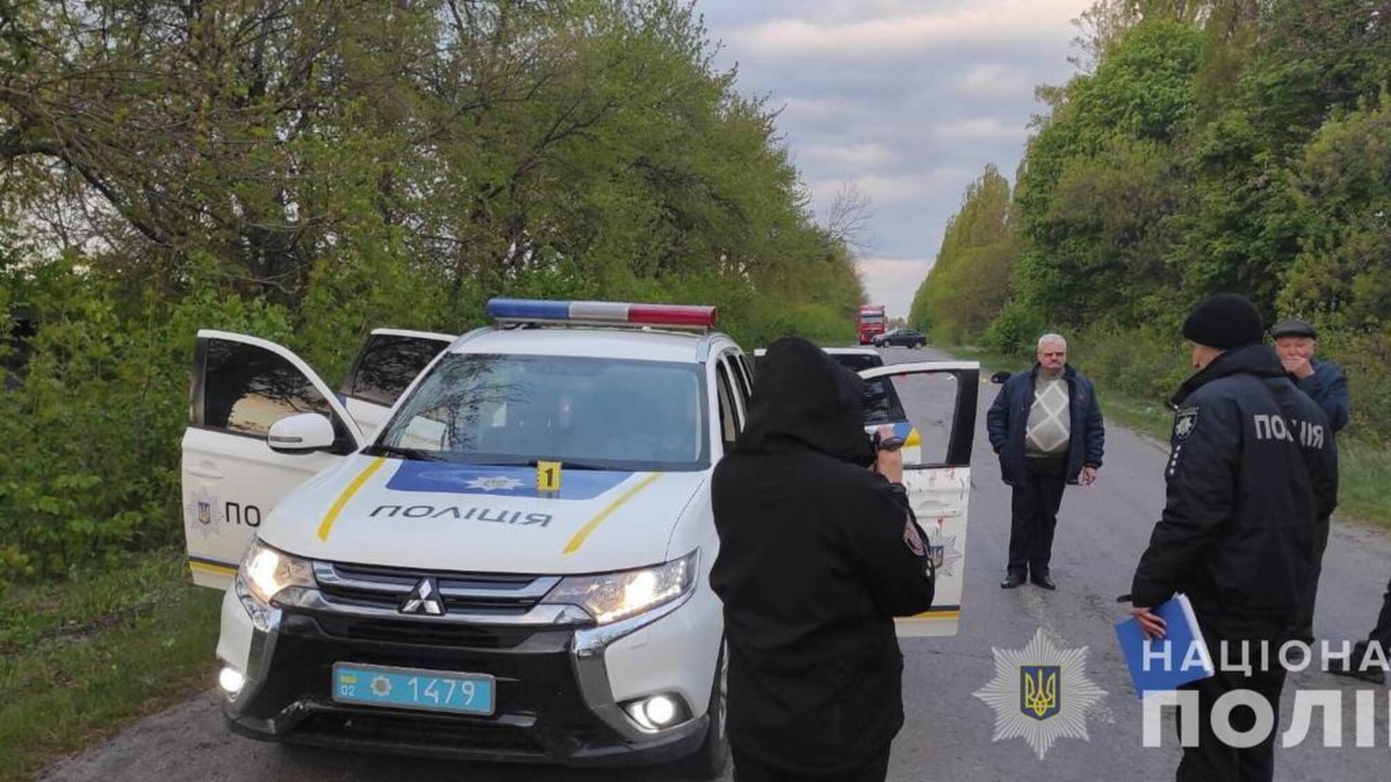 Поліція Вінниччини розшукує батька та сина, які вбили поліцейського