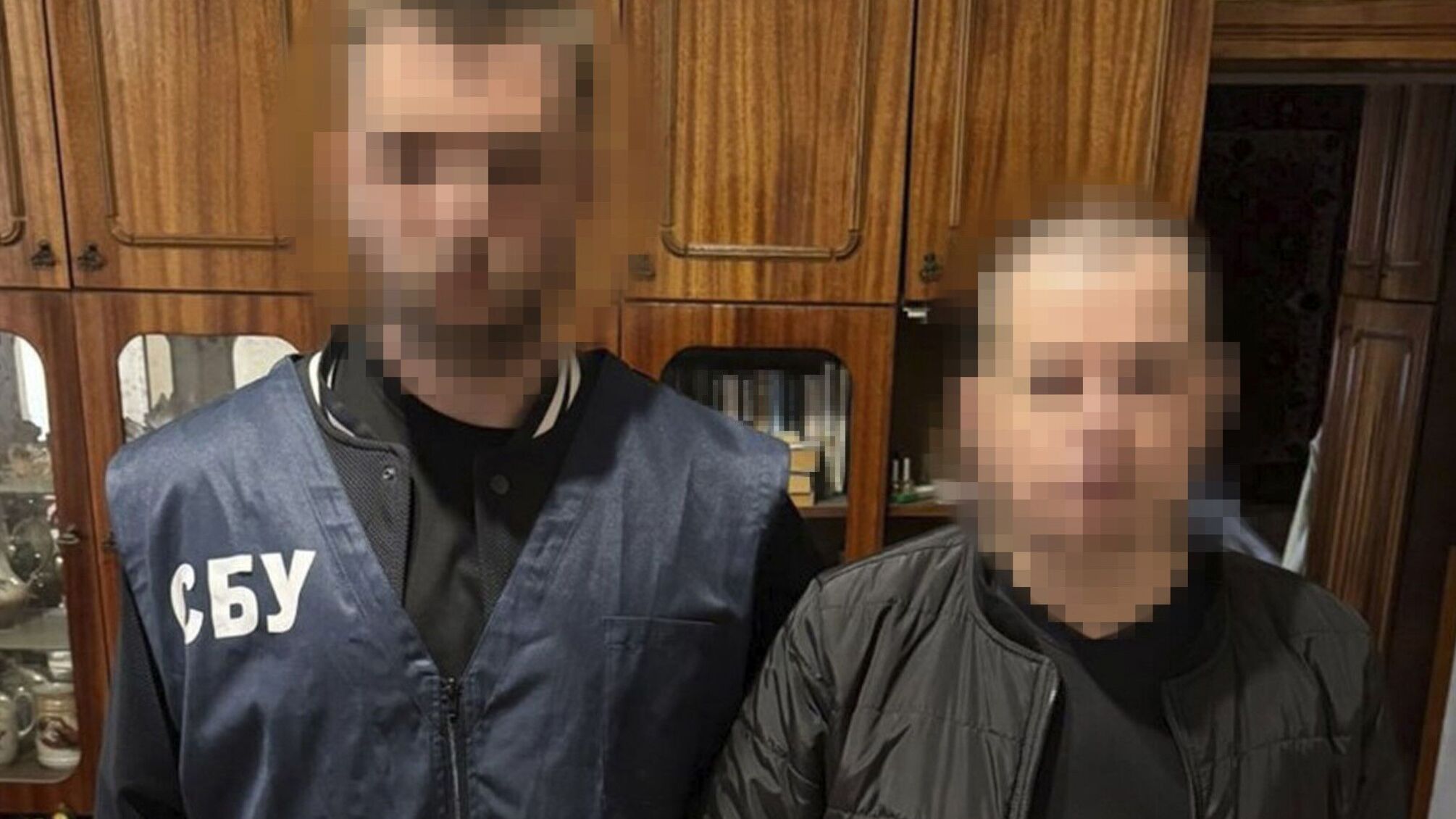 В Харькове задержан продавец ТРЦ, который помогал врагу планировать атаки на ГУР