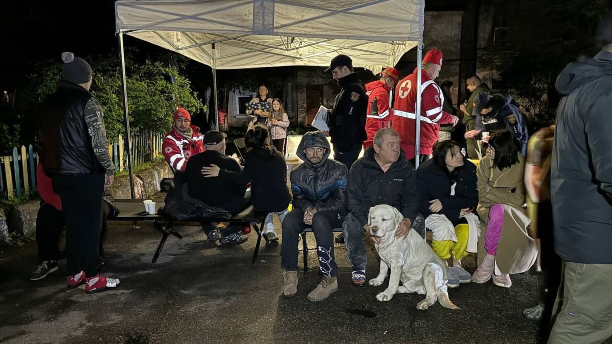 В результате вражеской атаки в Одессе: 34 спасенных, 7 пострадавших