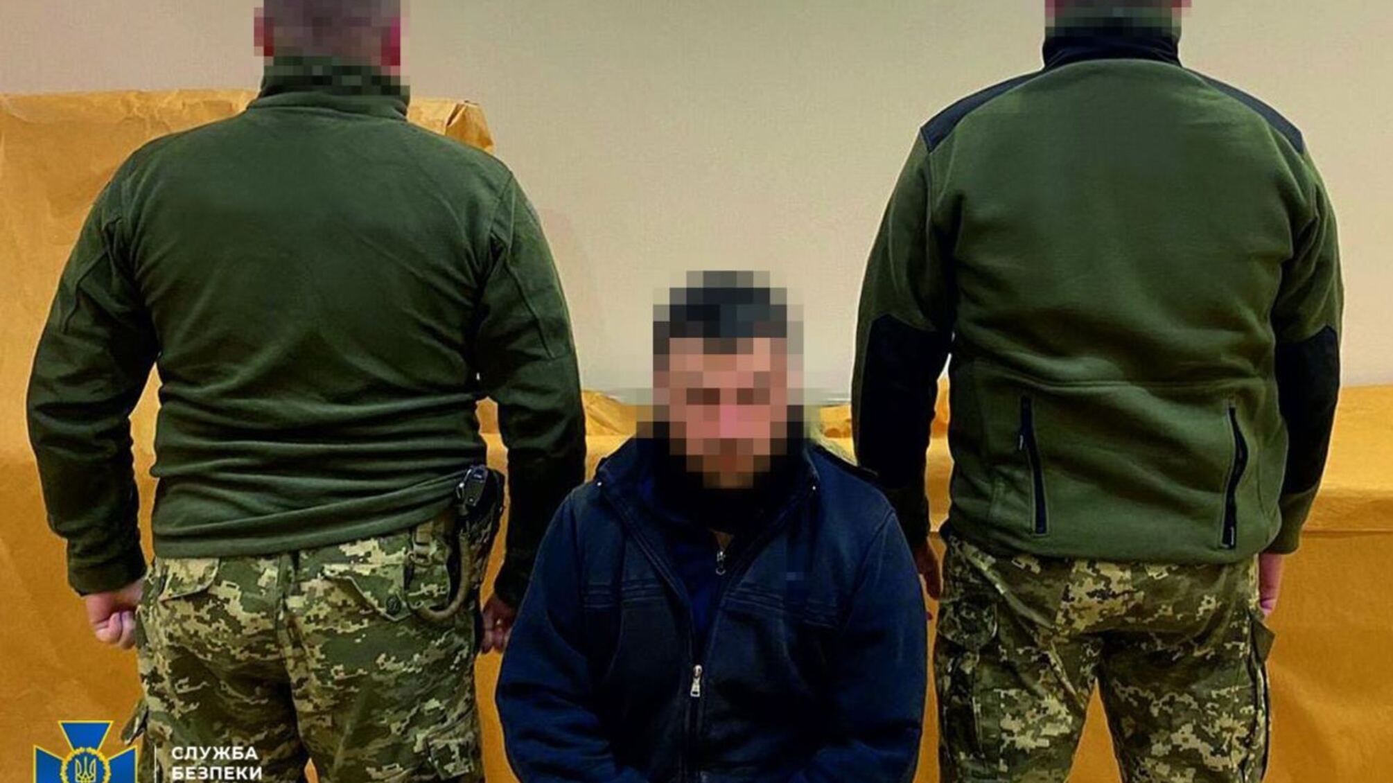 Корректировал ракетные удары по Харьковщине и хотел бежать на позиции окупантов: СБУ задержала 'крота' фсб