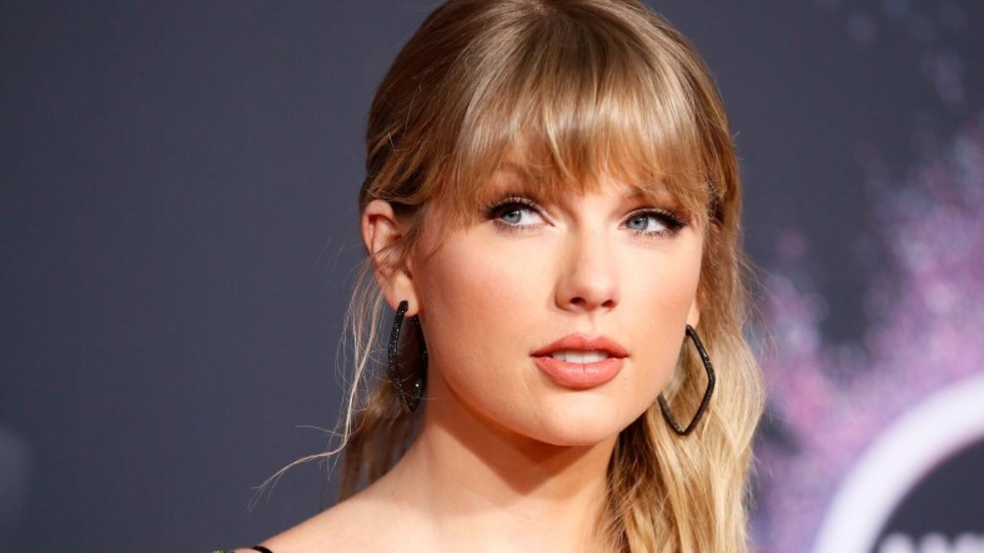 Тейлор Свифт вошла в список самых богатых людей мира