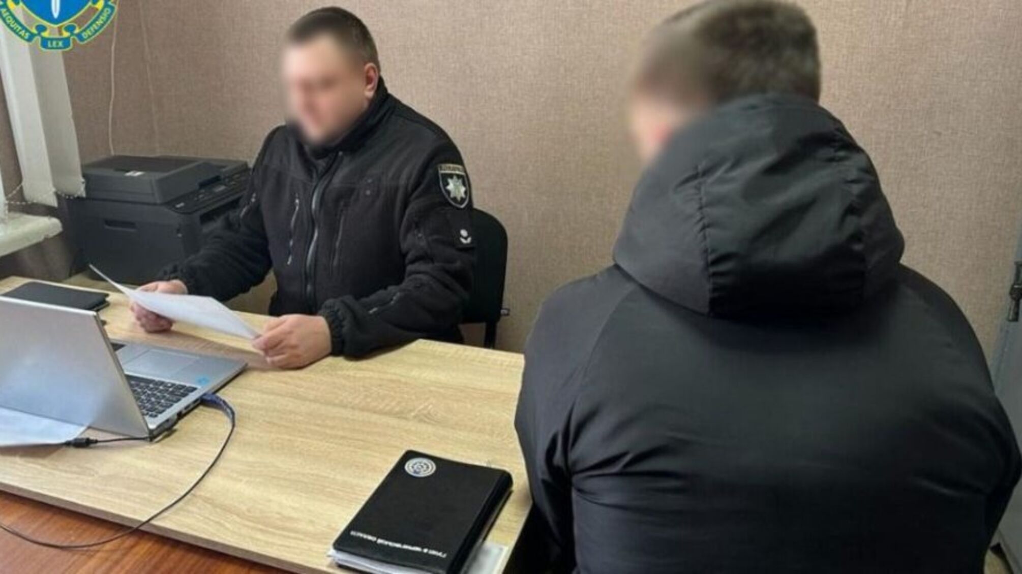 Ошукав матір загиблого військового на 1,5 млн грн: на Чернігівщині судитимуть чоловіка