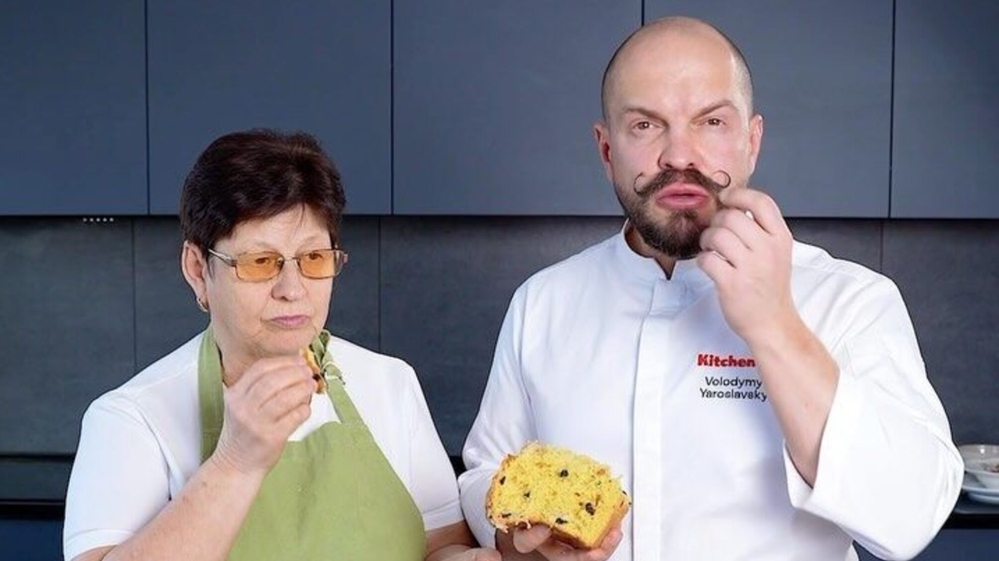 Володимир Ярославський з мамою