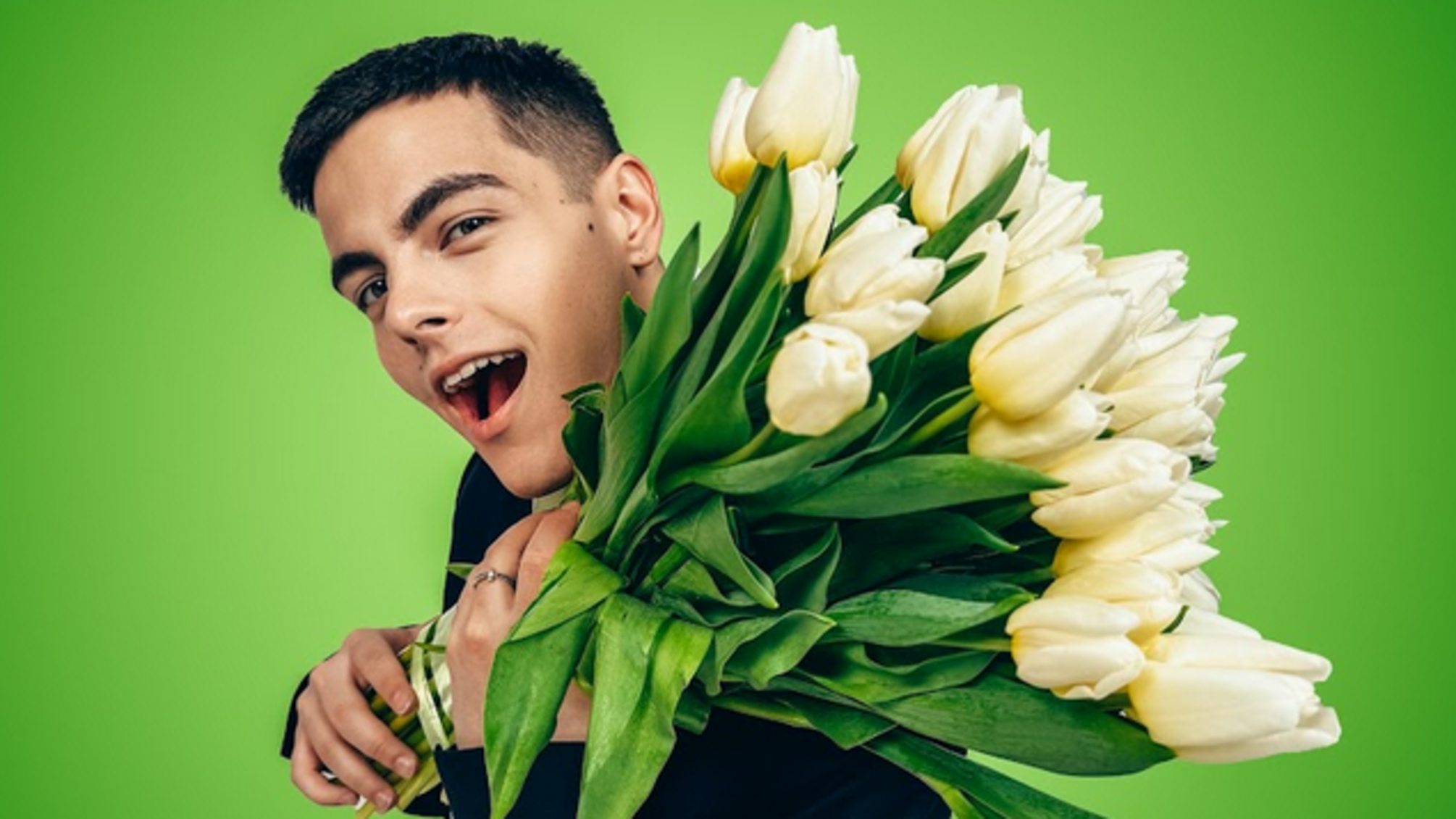 'Любов, квіти і почуття! Це все що нам треба!': хітмейкер VOLKANOV представив весняну премʼєру 'Тюльпани'